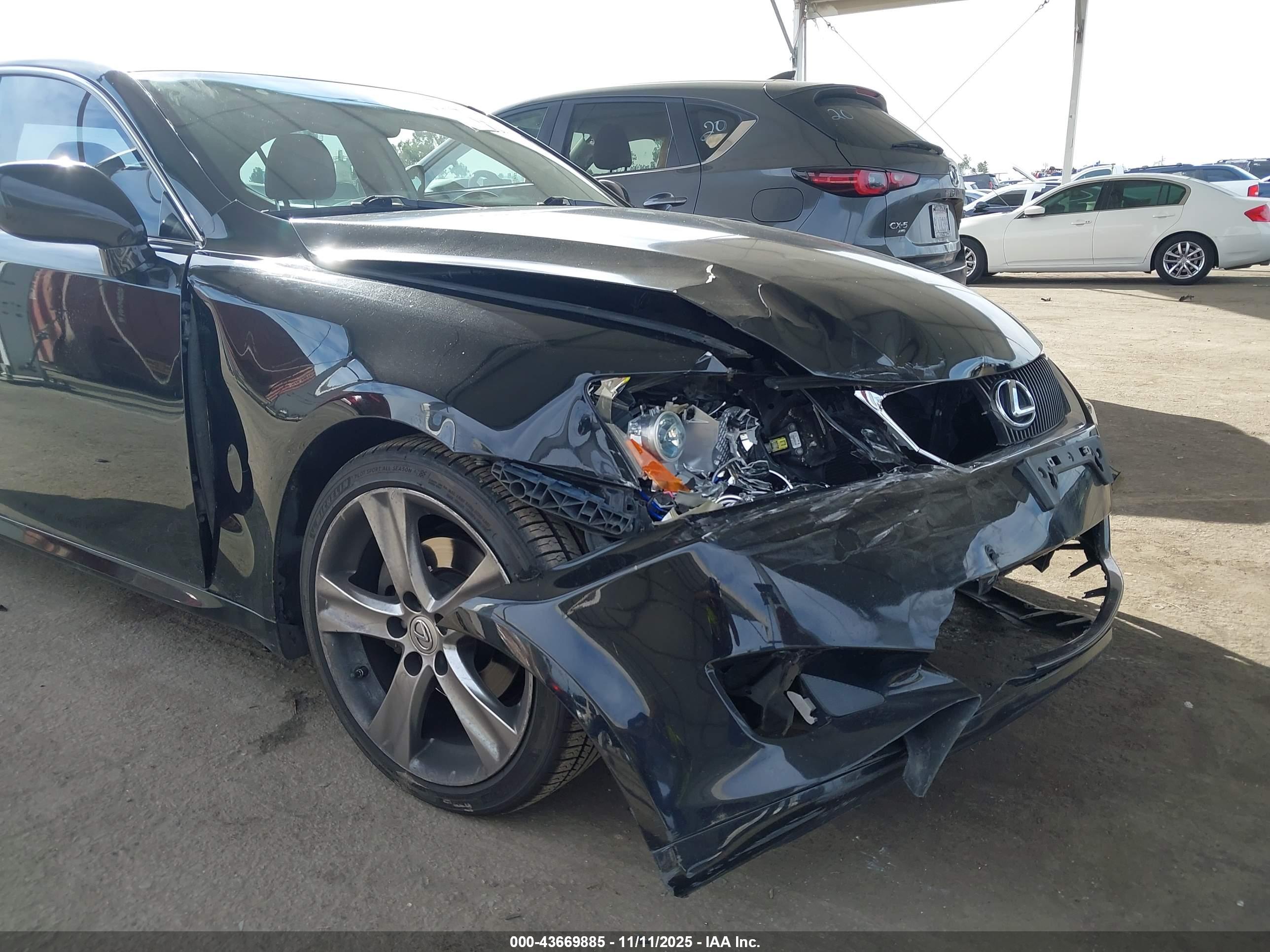LEXUS IS image 6