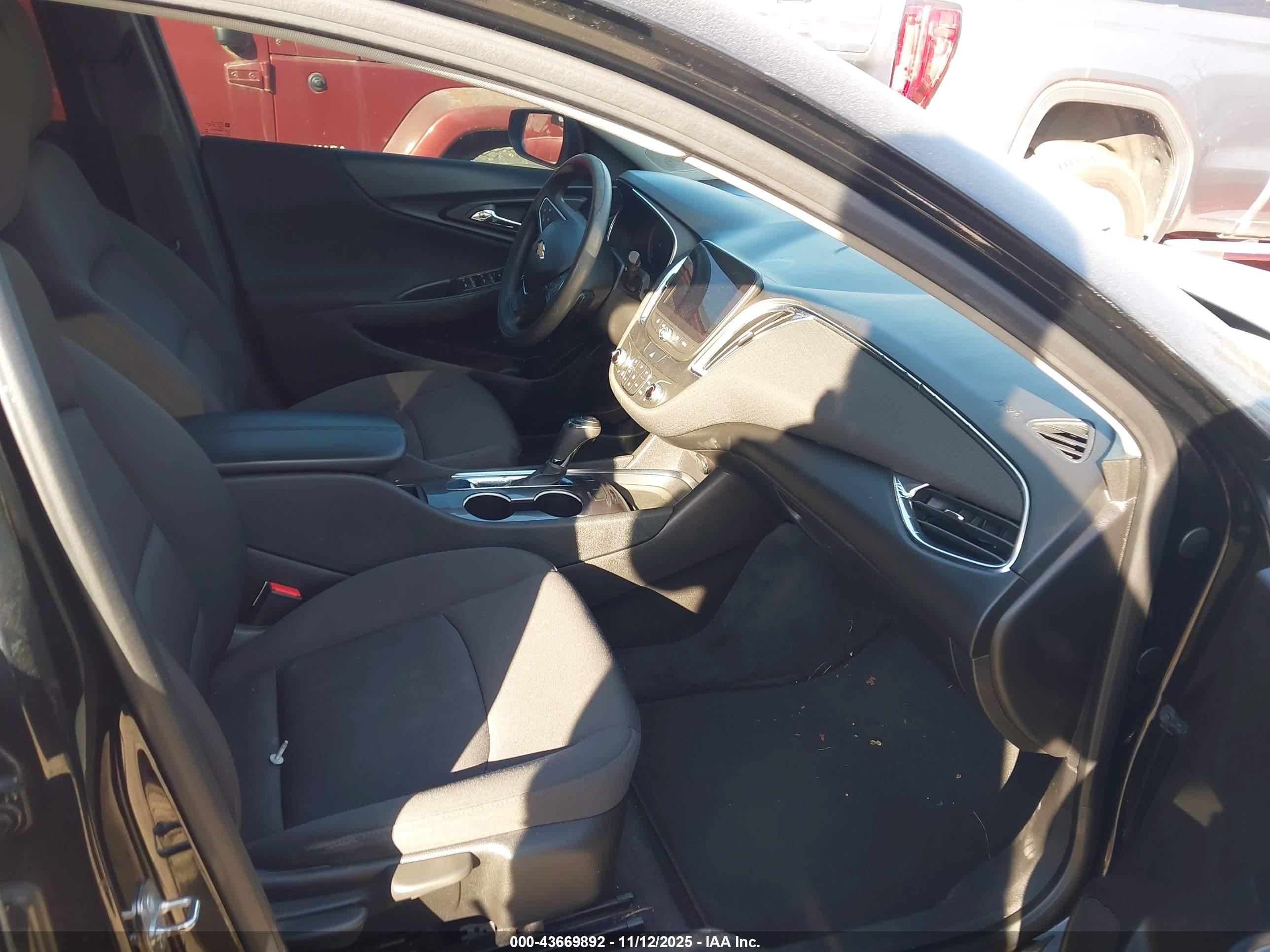 CHEVROLET MALIBU image 5