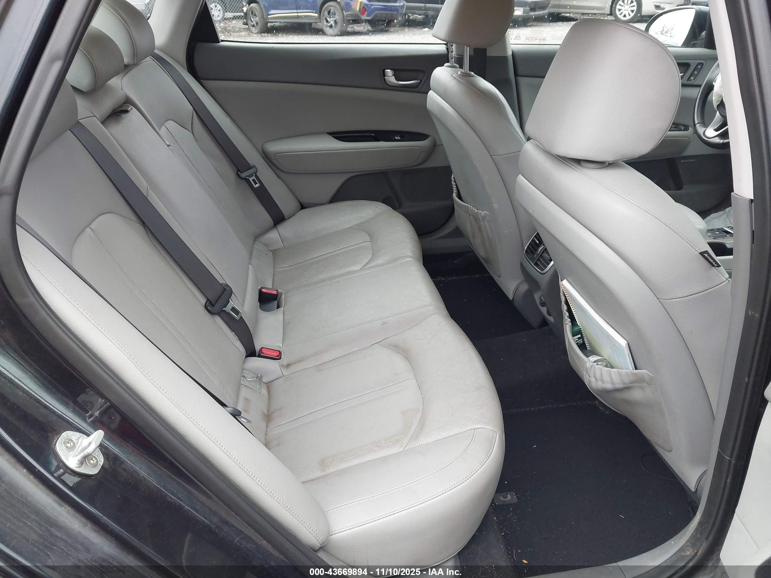 KIA OPTIMA image 8