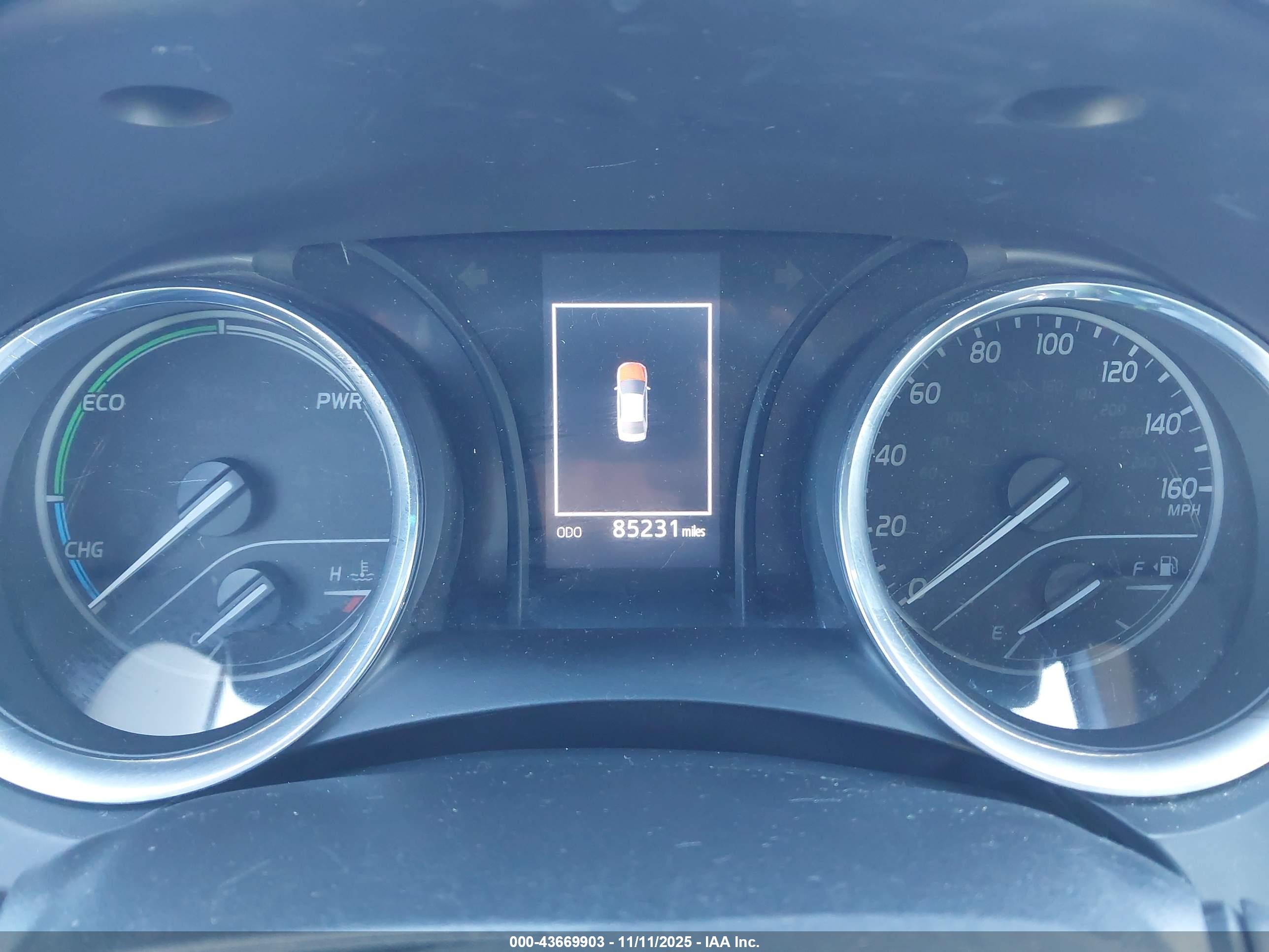 TOYOTA CAMRY image 7