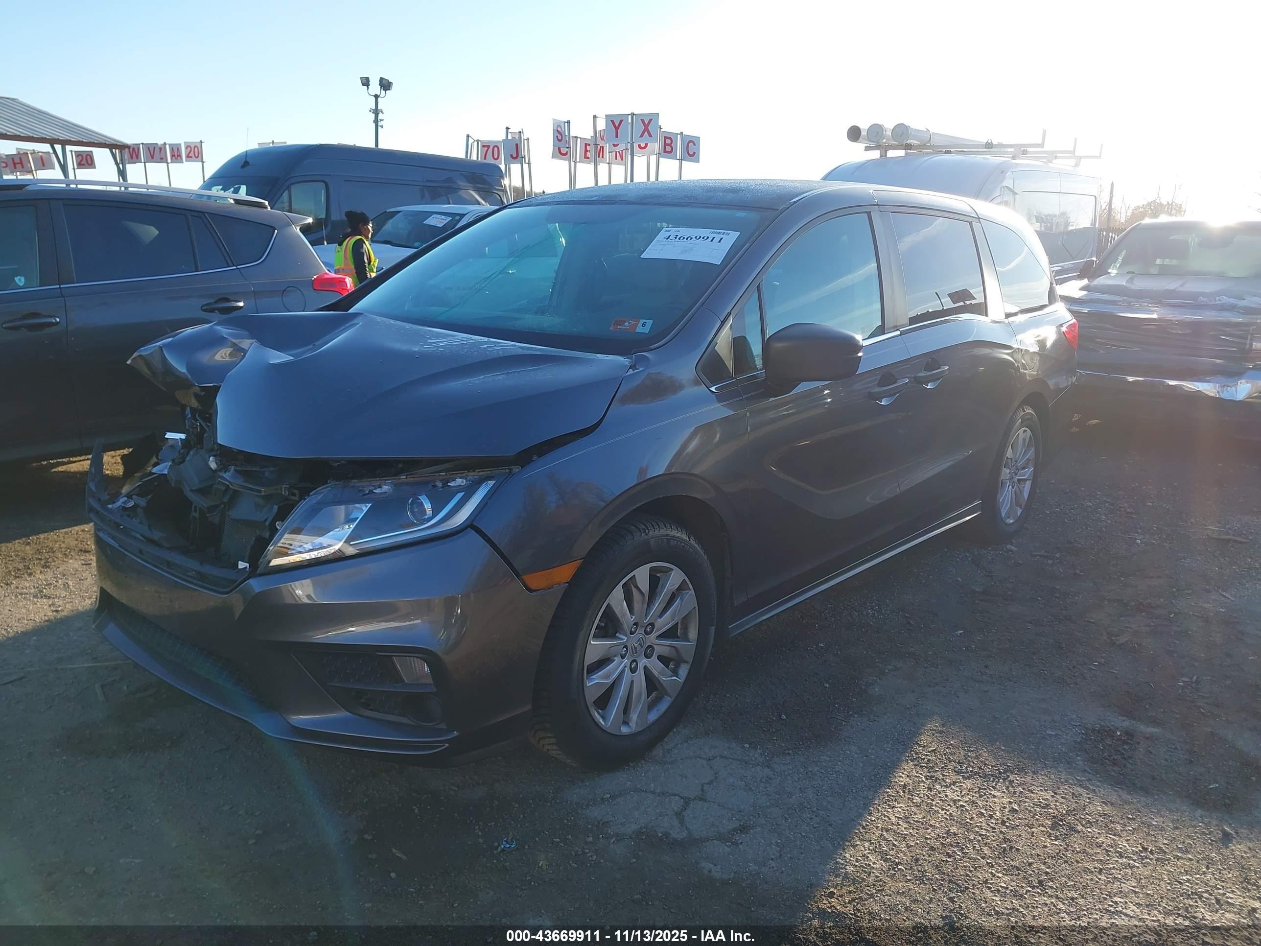 HONDA ODYSSEY image 2