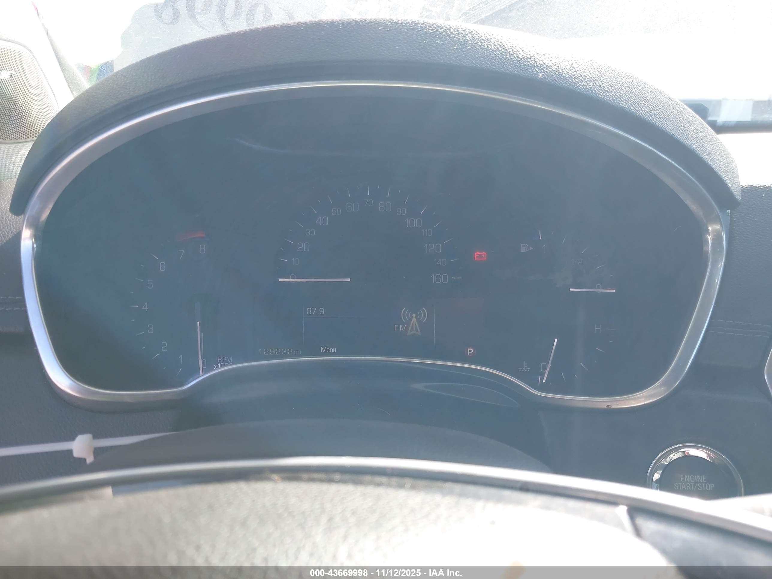 CADILLAC SRX image 7