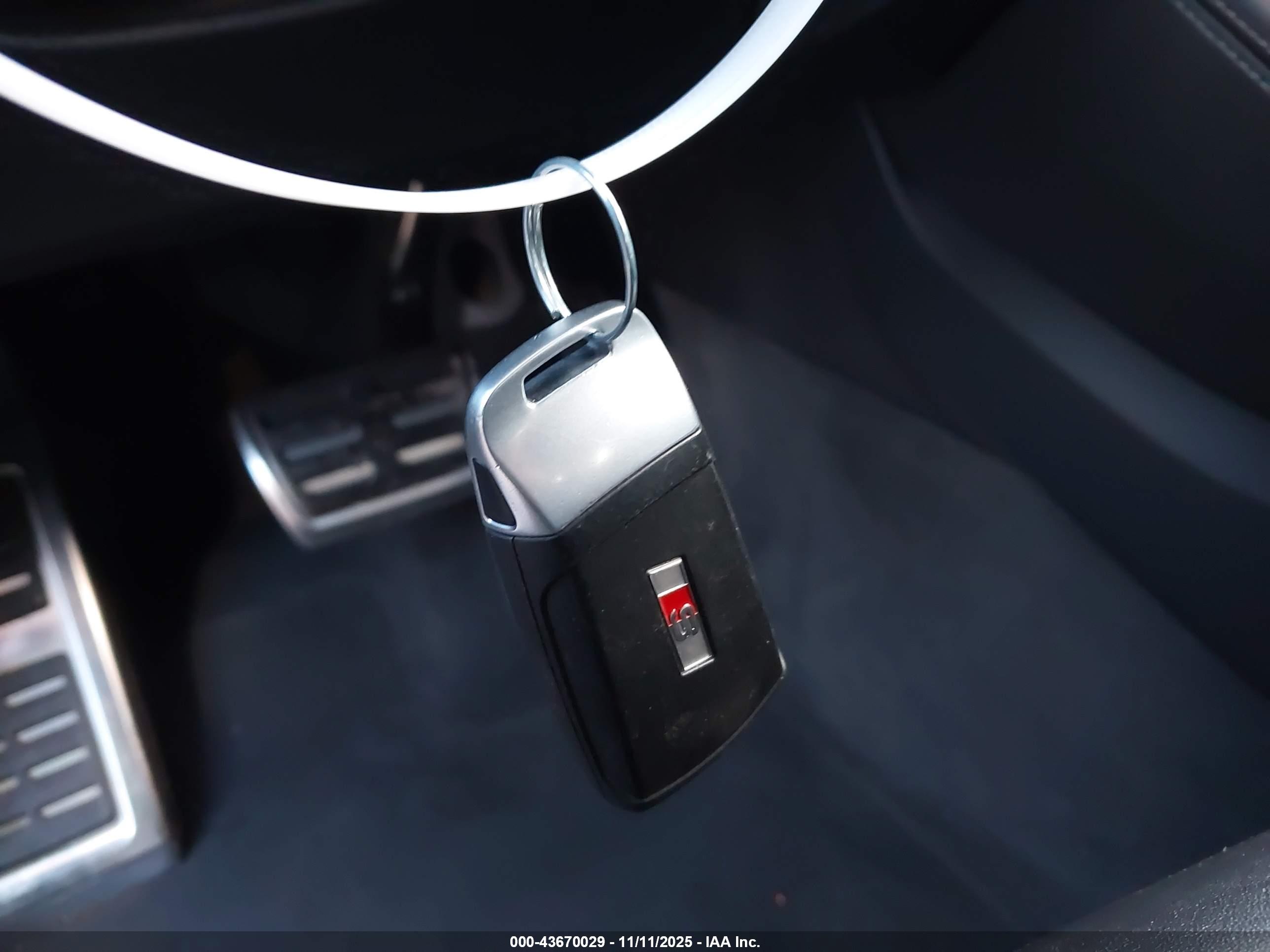 AUDI SQ5 image 11