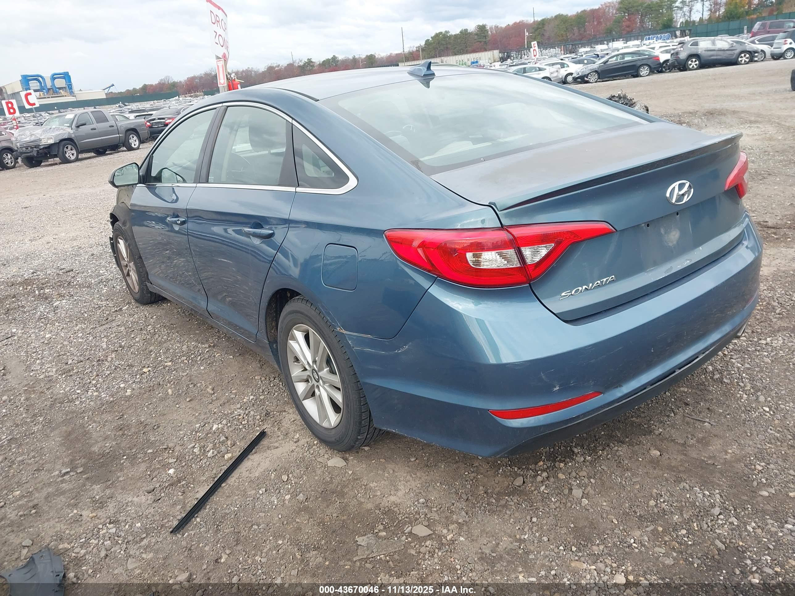 HYUNDAI SONATA image 3