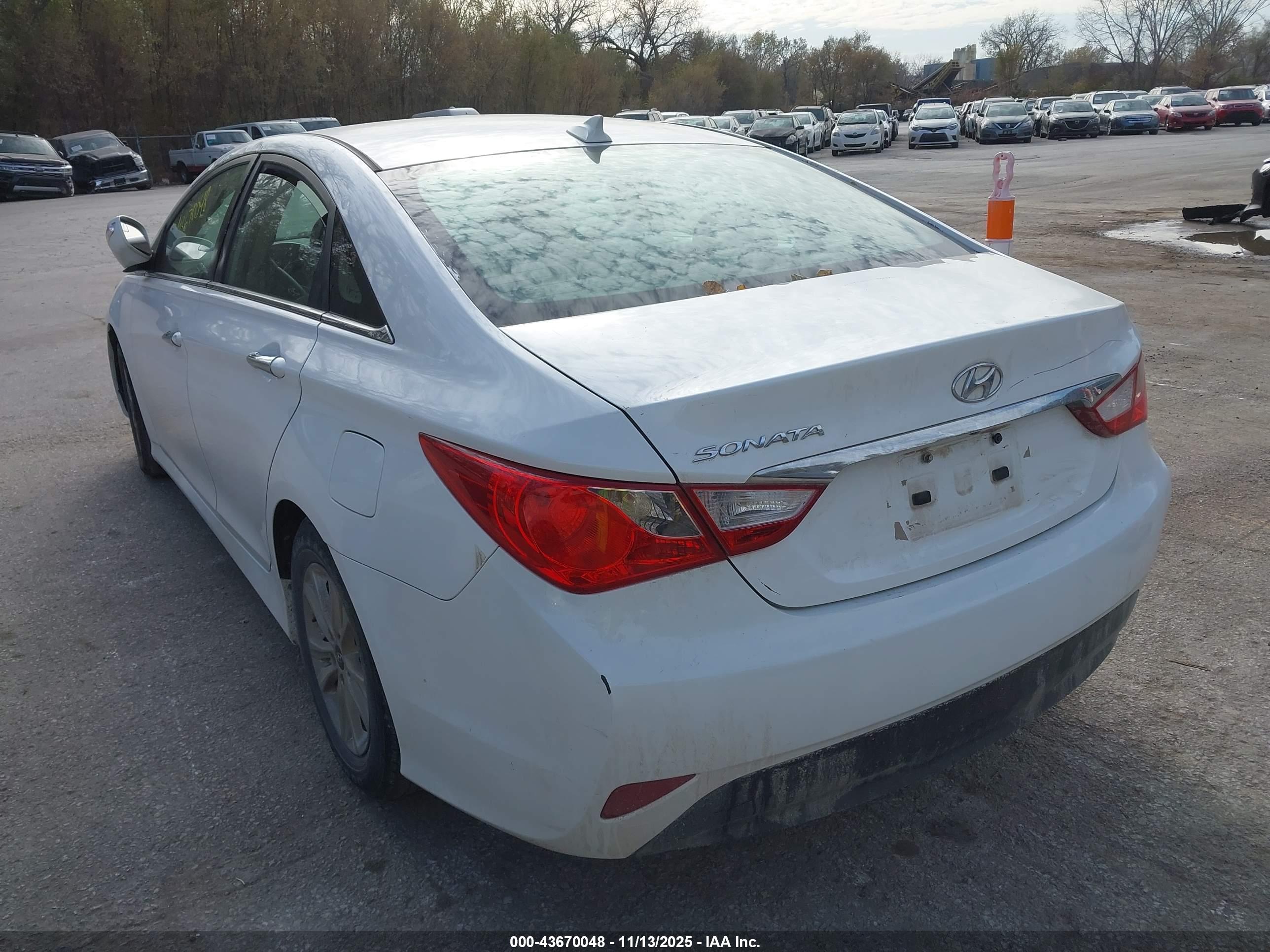 HYUNDAI SONATA image 3