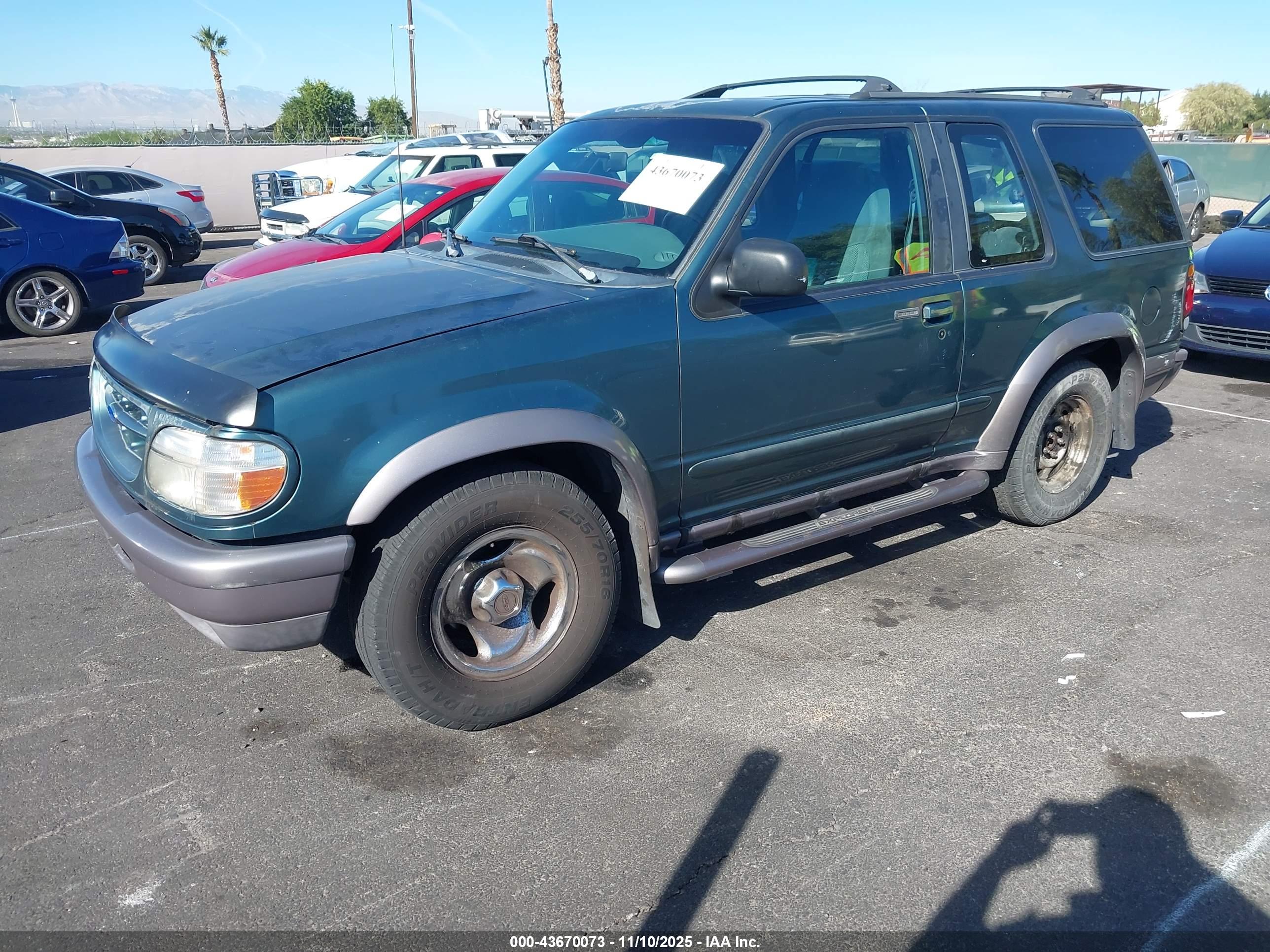 FORD EXPLORER image 2