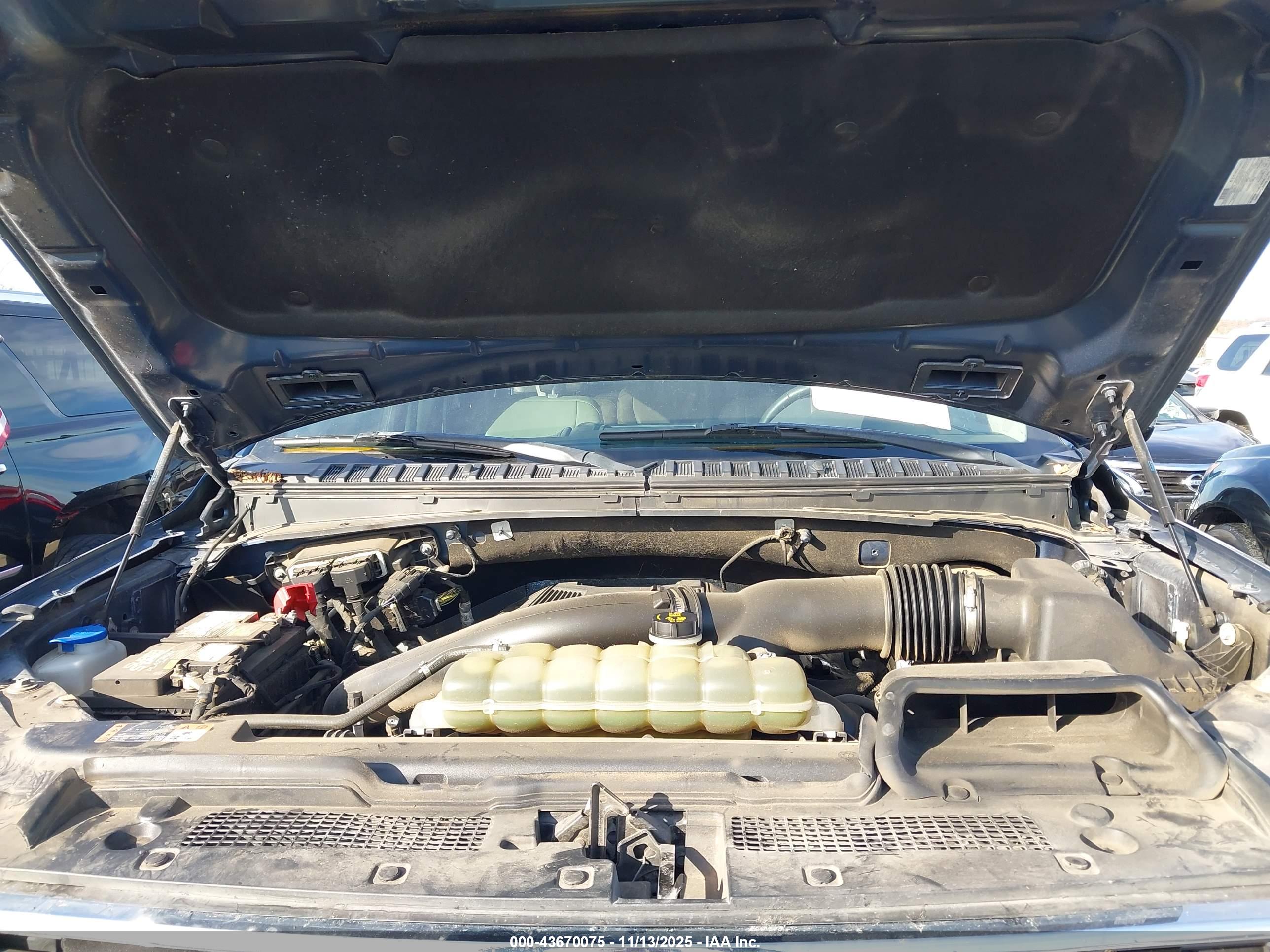 FORD EXPEDITION image 10