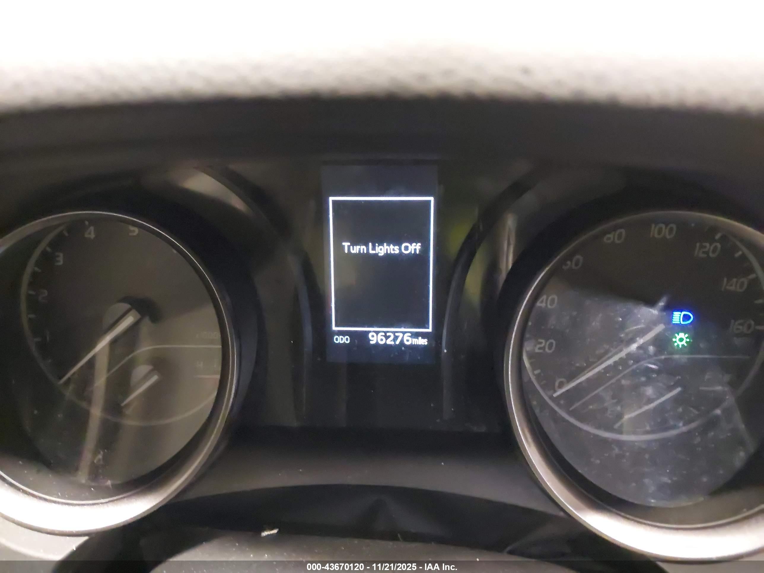 TOYOTA CAMRY image 7