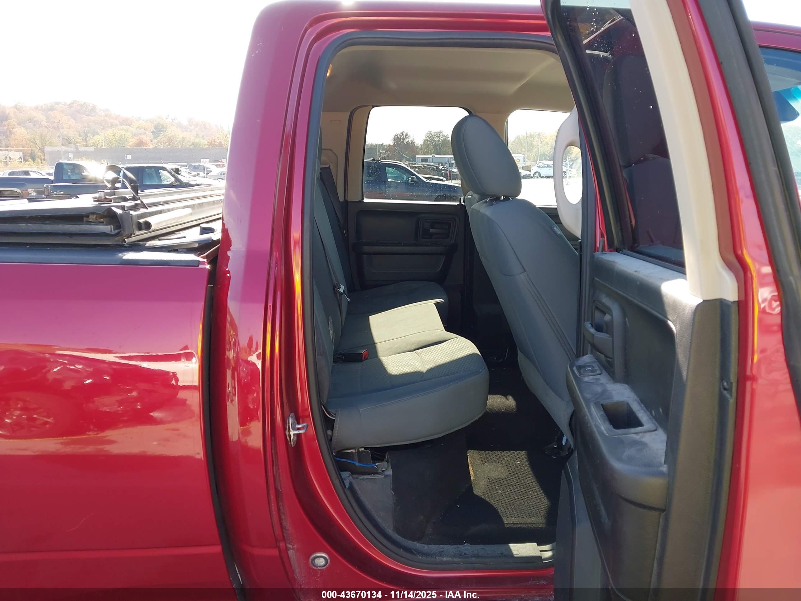 RAM 1500 image 8