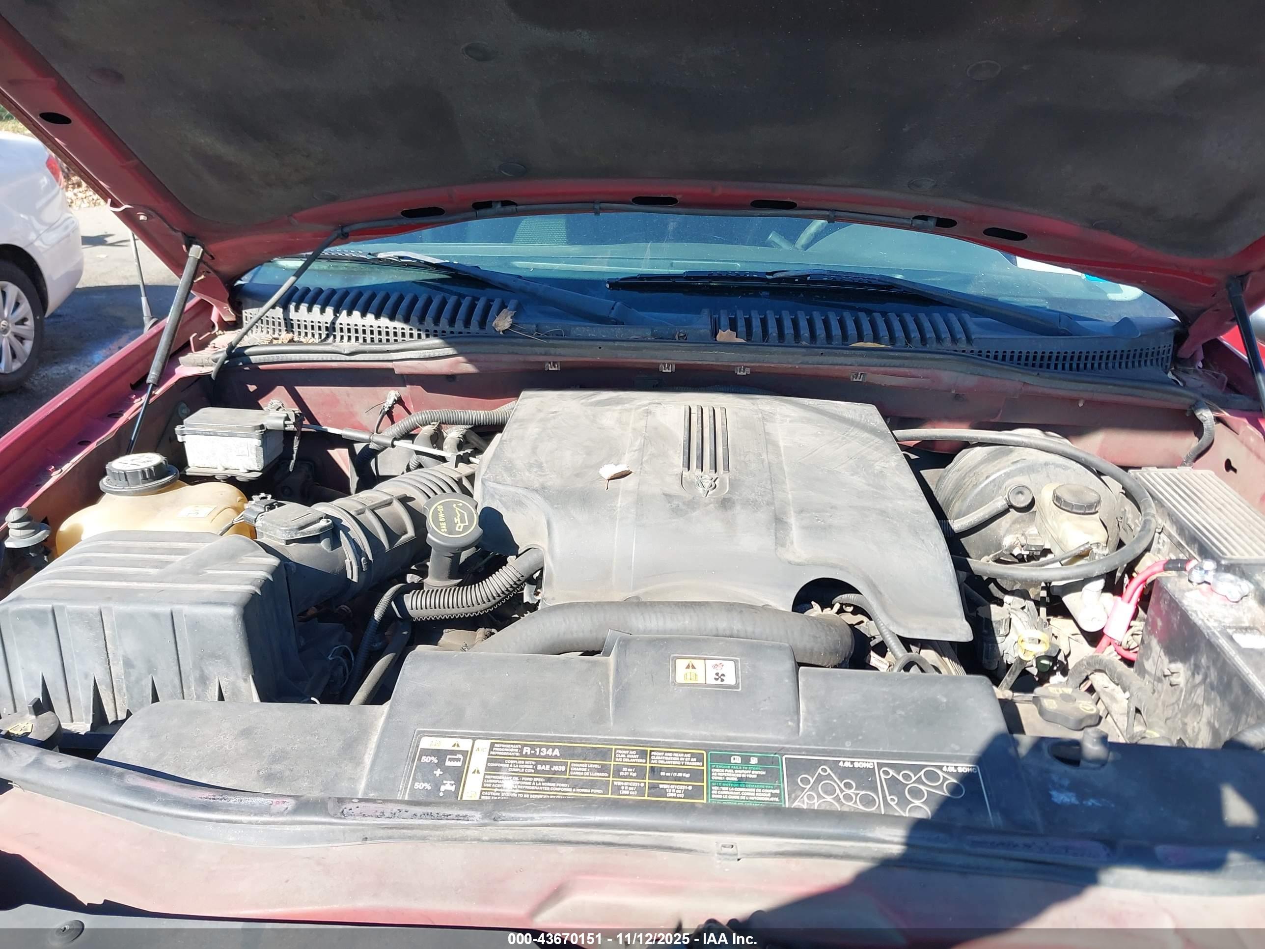 FORD EXPLORER image 10