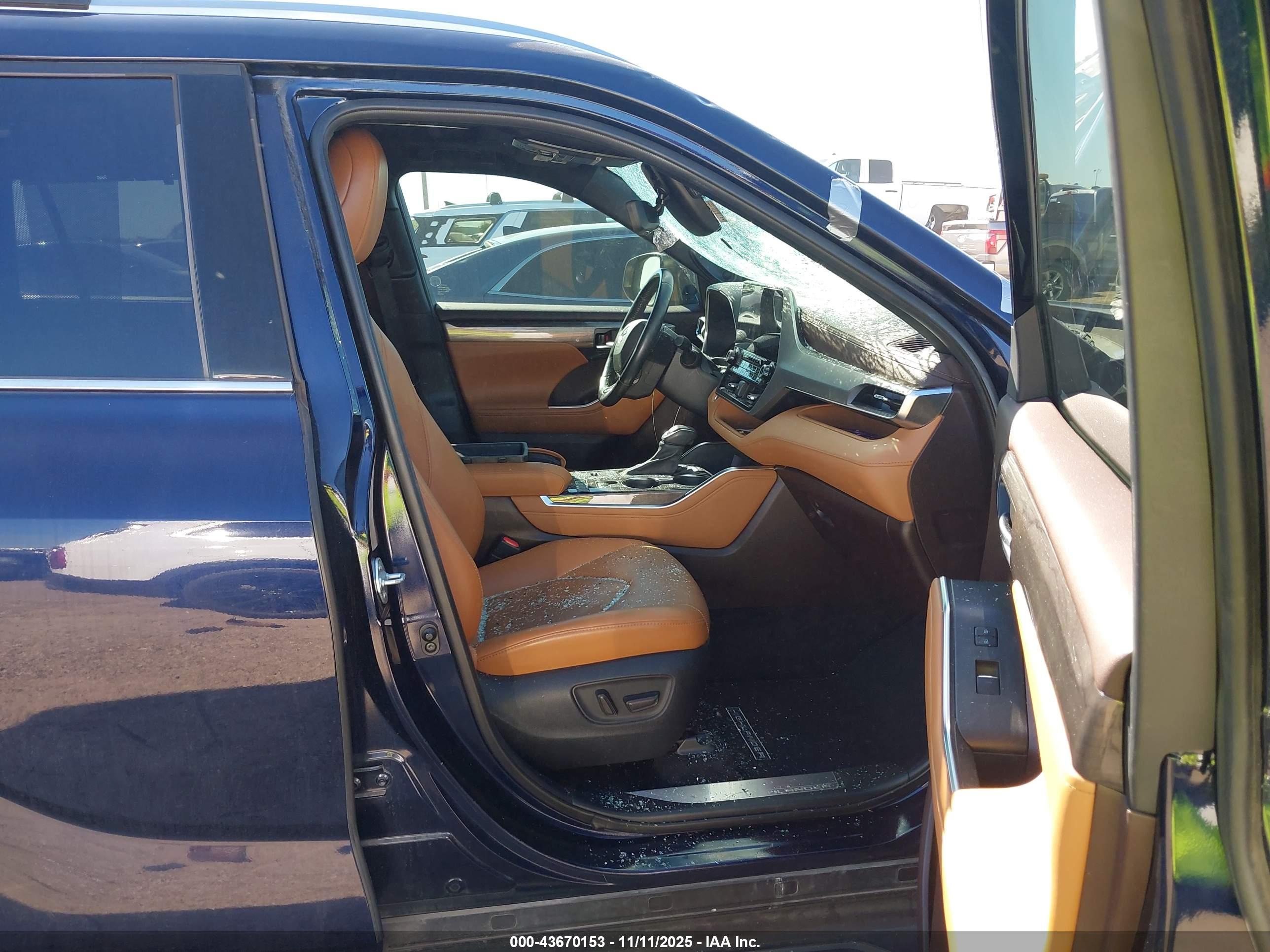 TOYOTA HIGHLANDER image 5