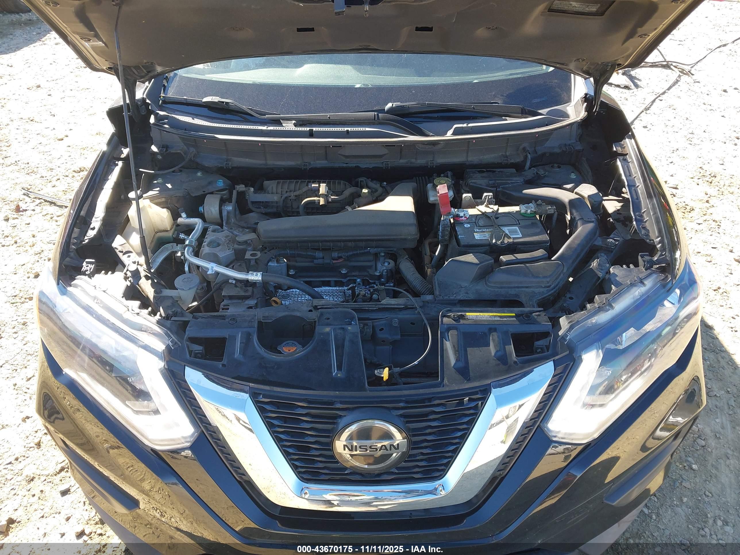 NISSAN ROGUE image 10