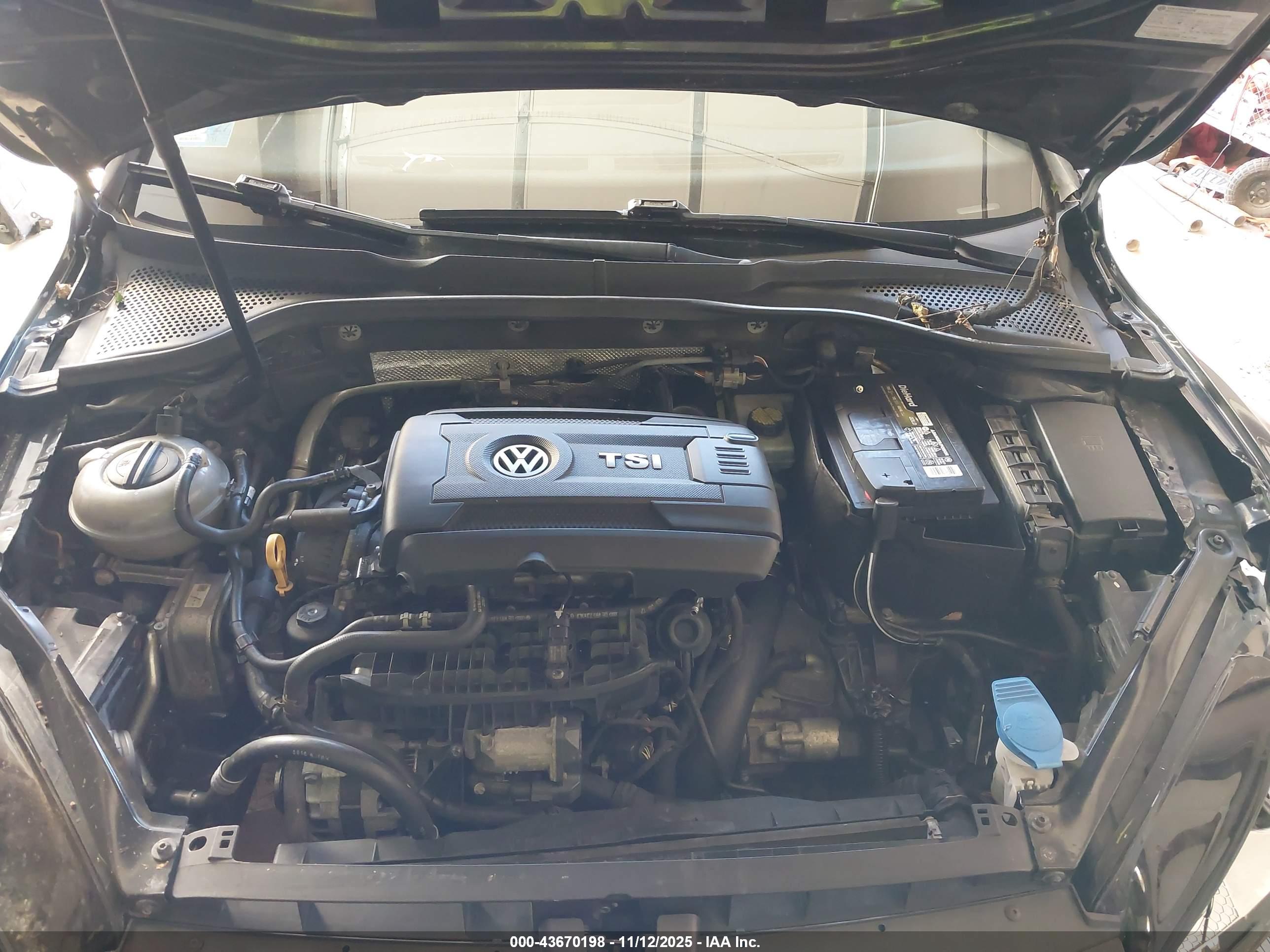 VOLKSWAGEN GOLF image 10