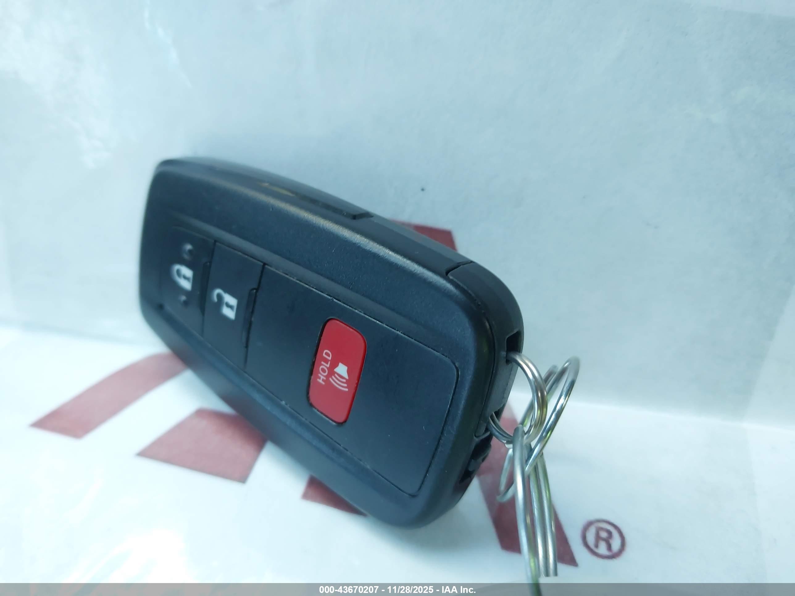 TOYOTA 4RUNNER image 11