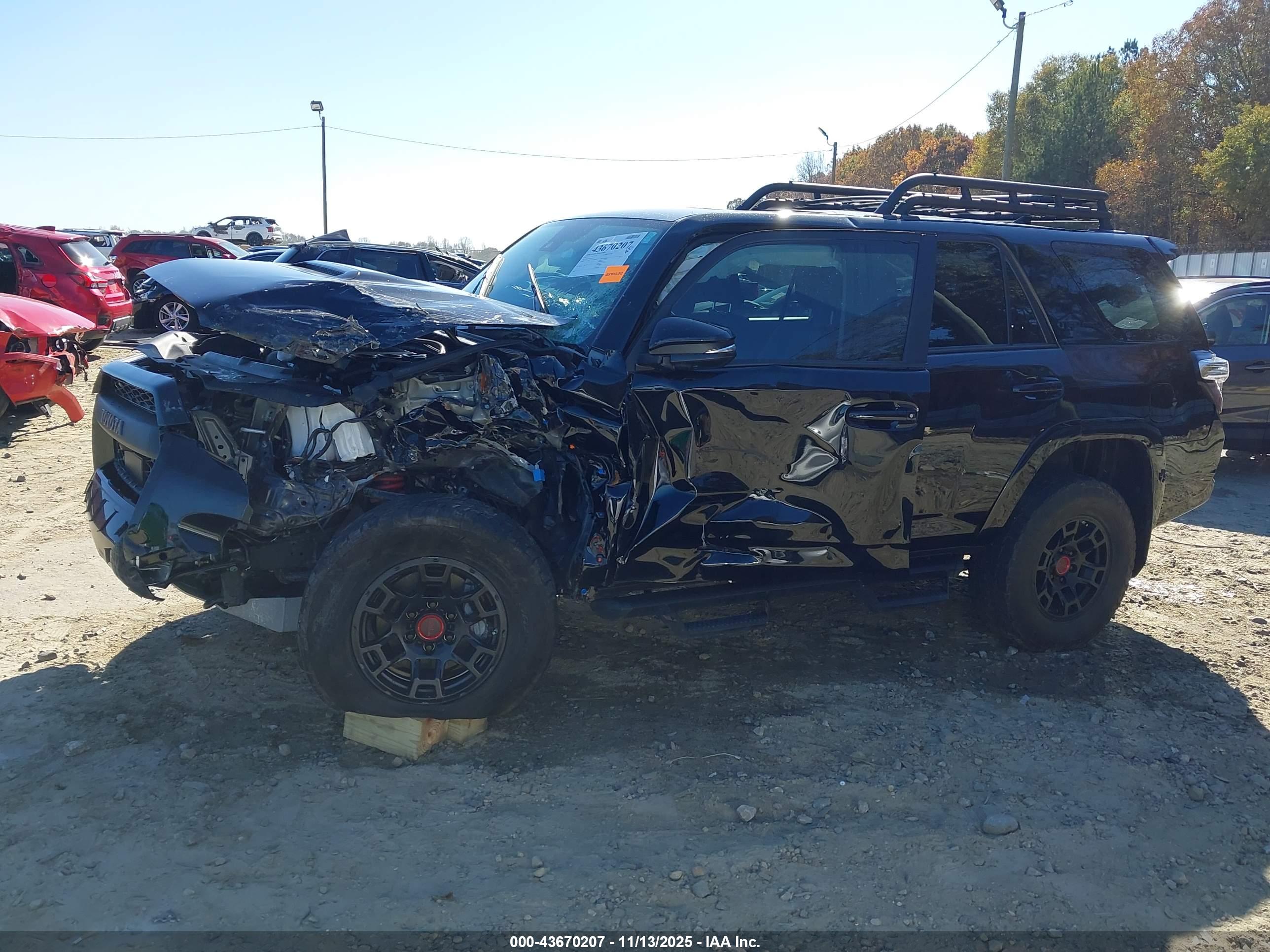 TOYOTA 4RUNNER image 6
