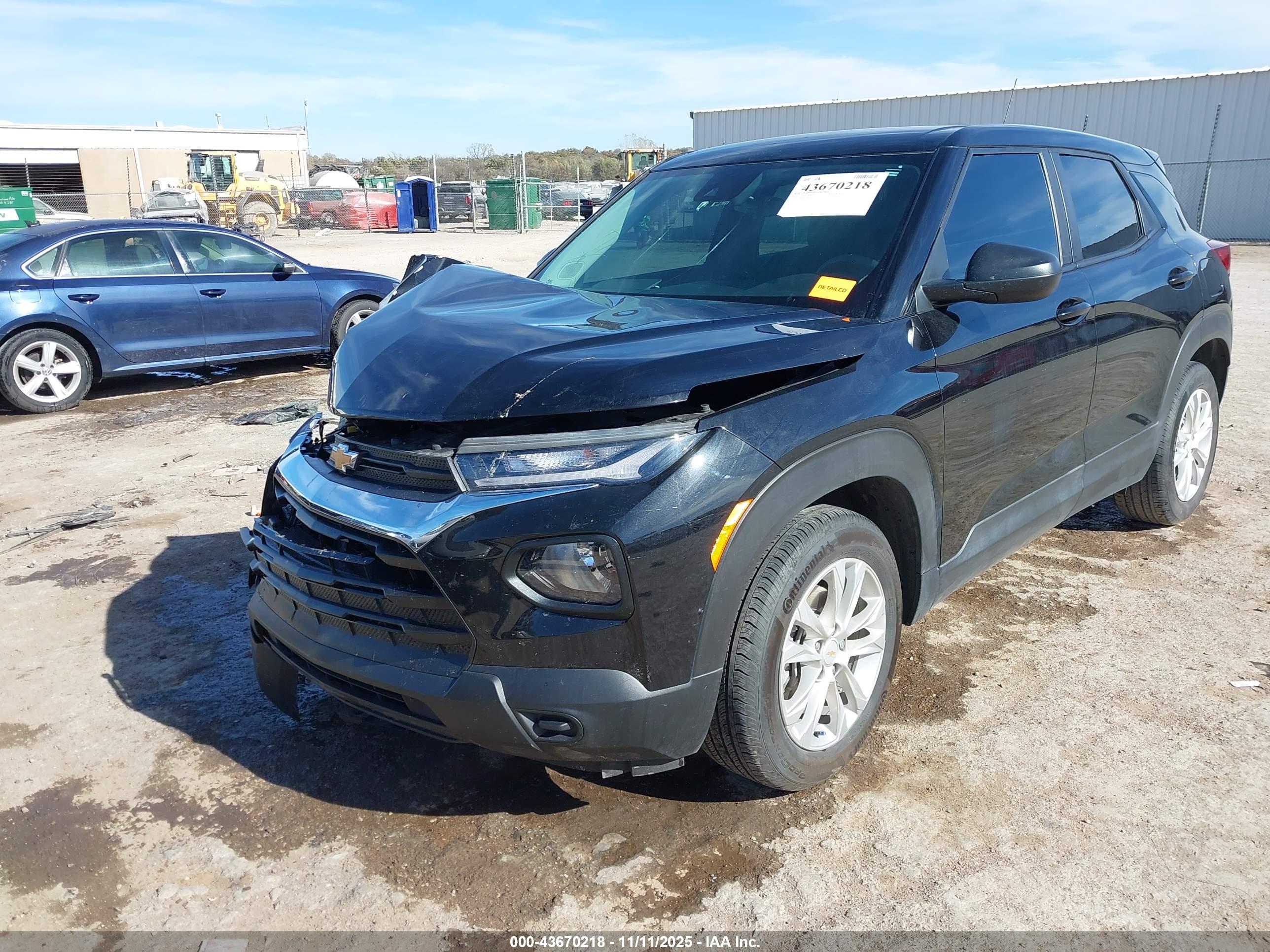CHEVROLET TRAILBLAZER image 2