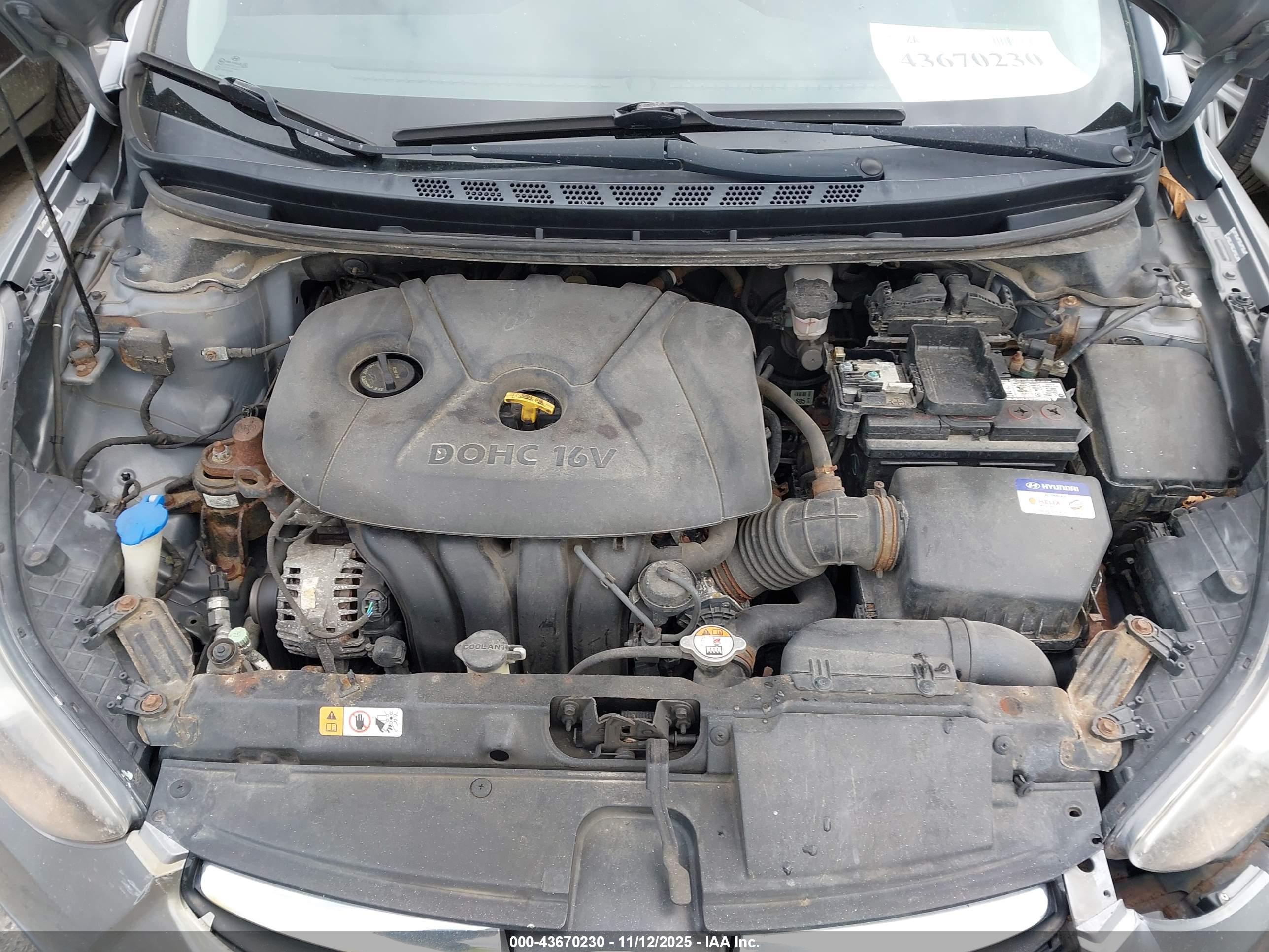 HYUNDAI ELANTRA image 10
