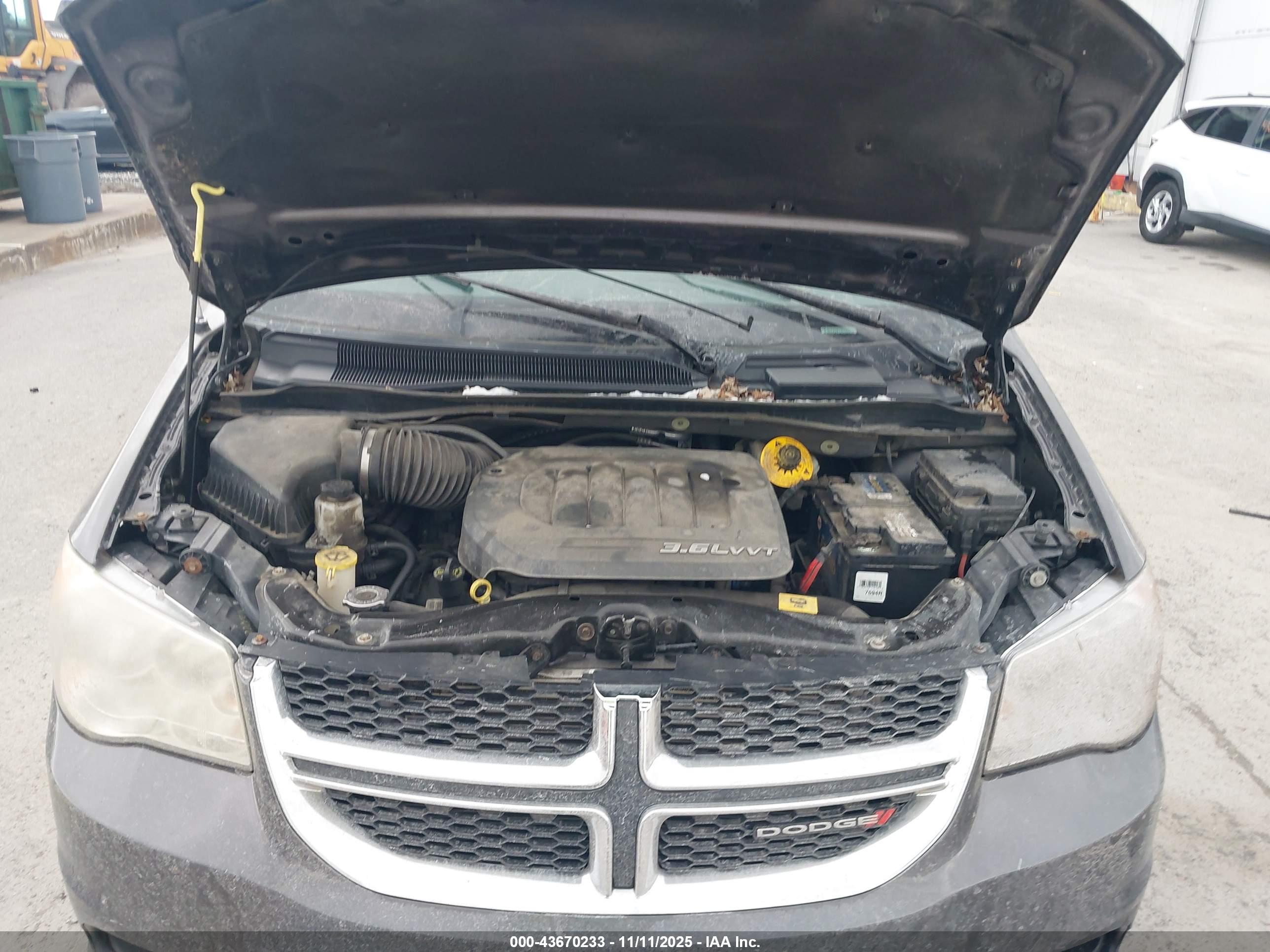 DODGE GRAND image 10