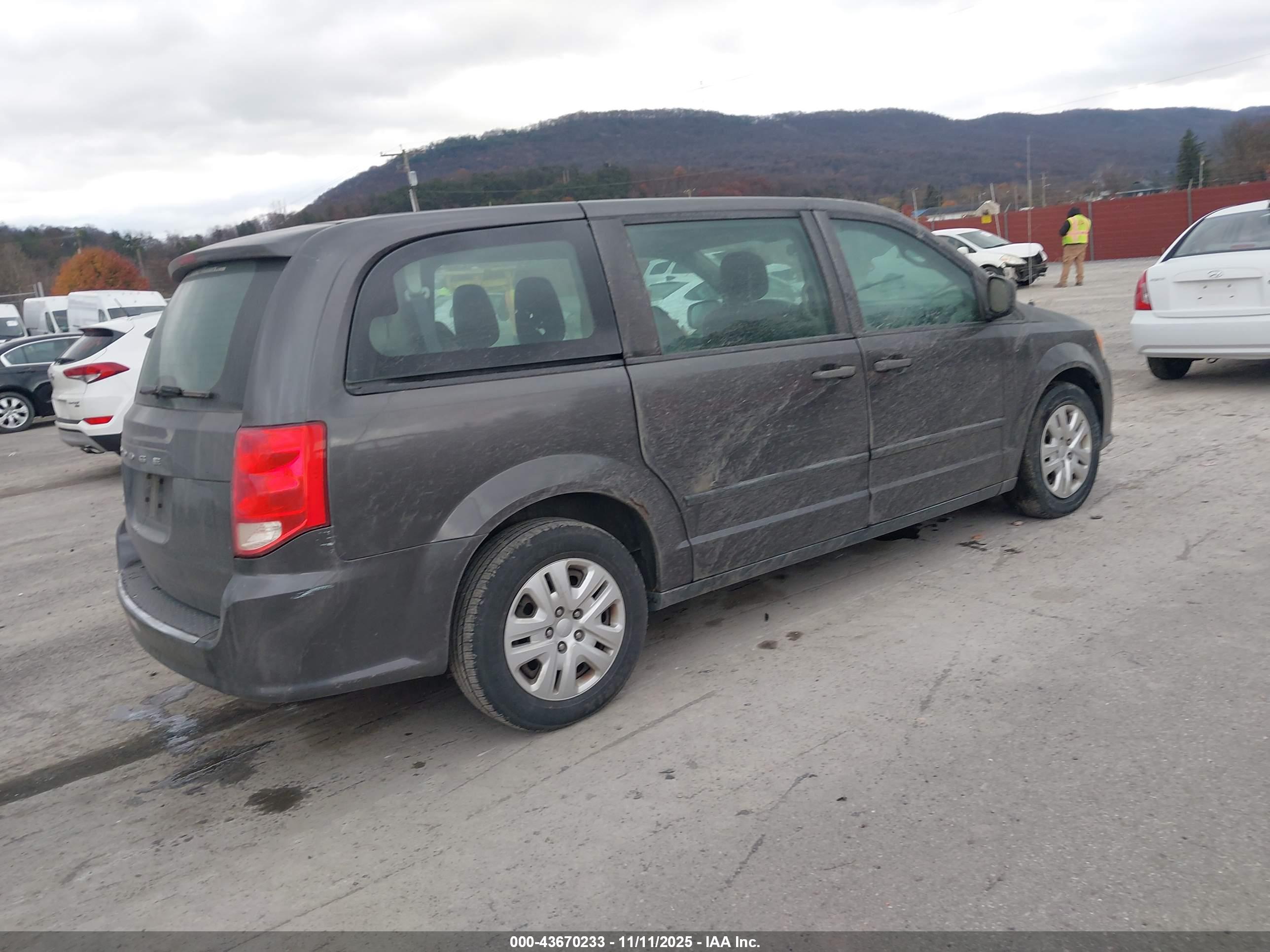 DODGE GRAND image 4