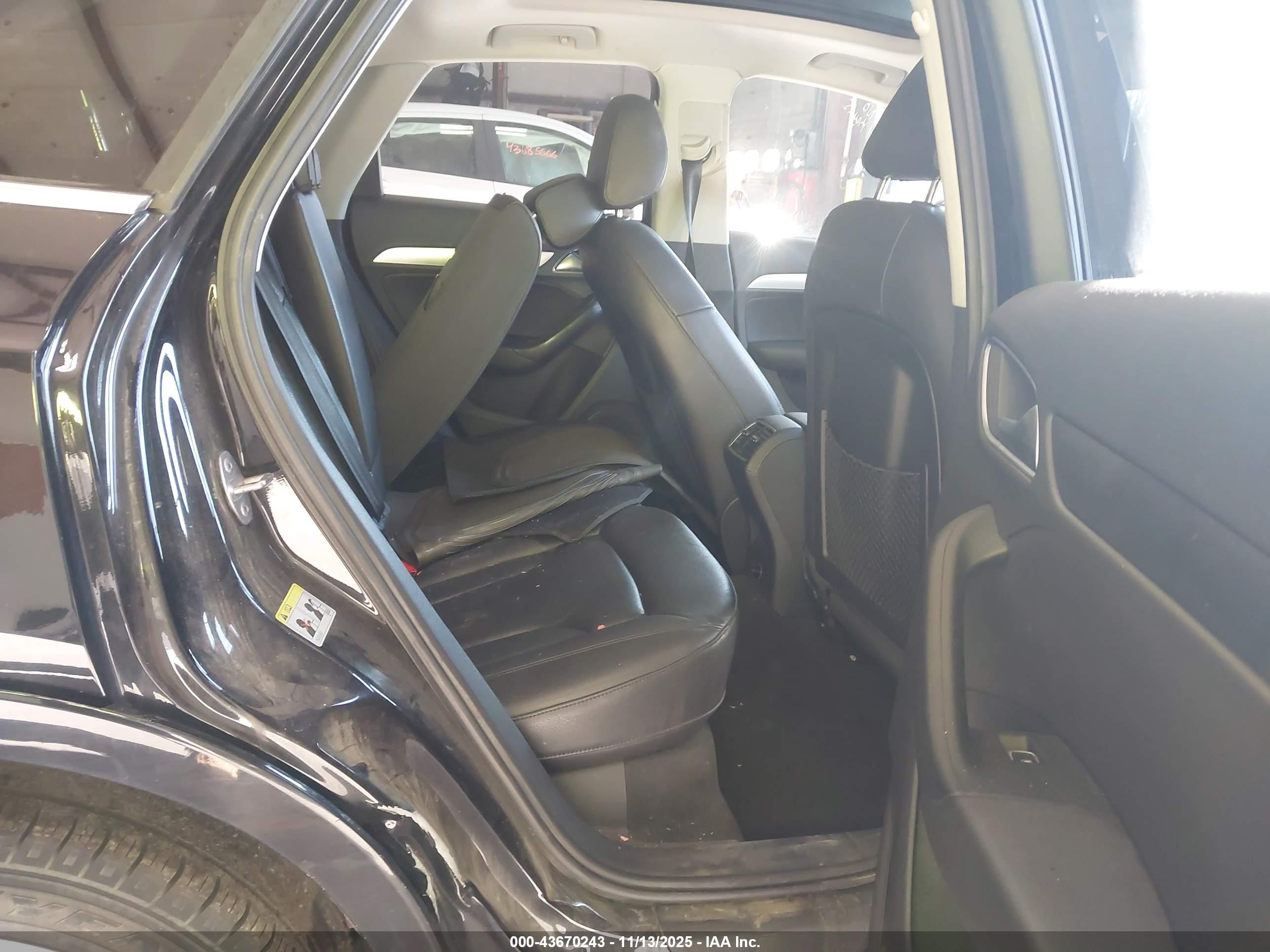 AUDI Q3 image 8