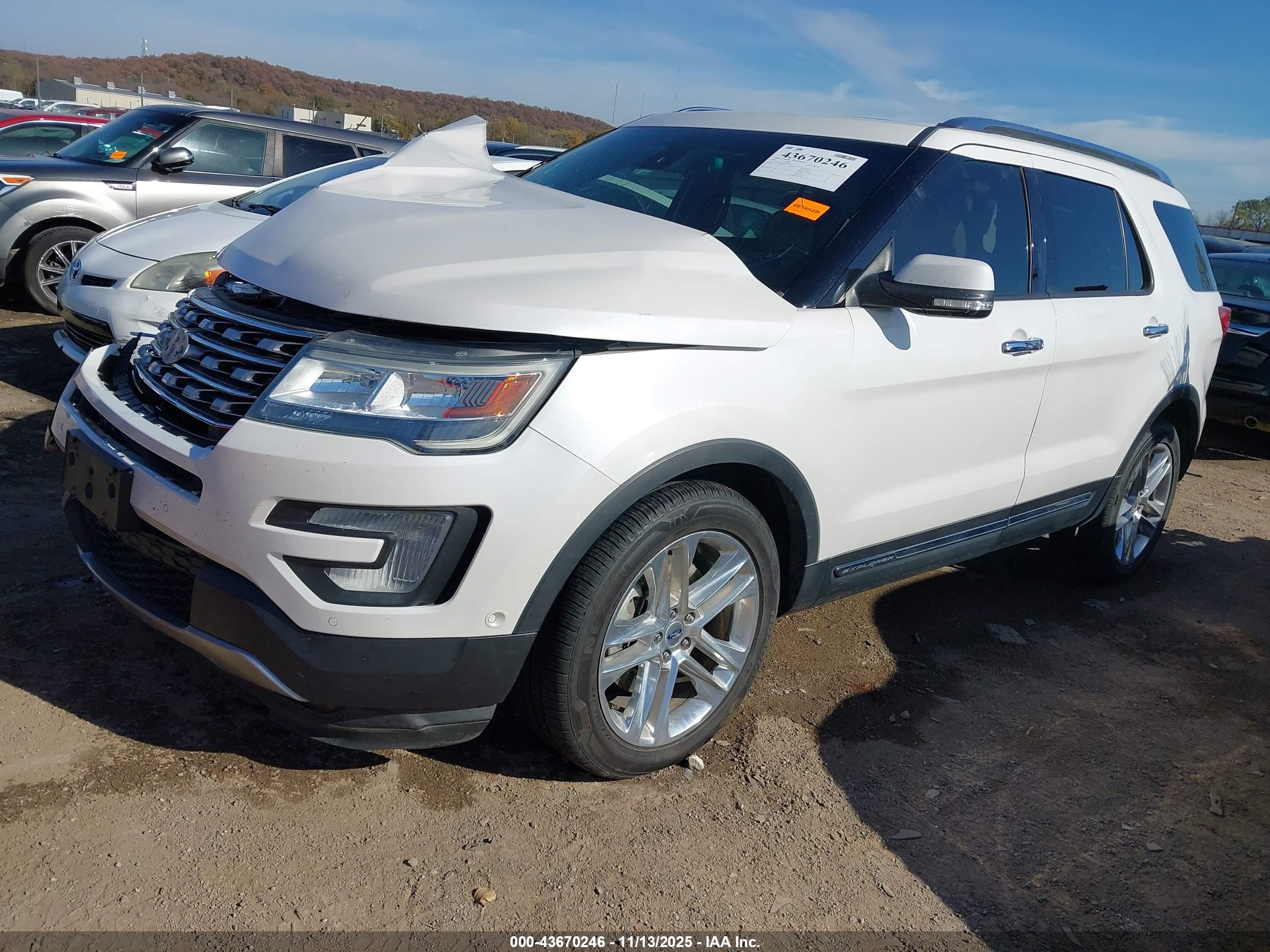 FORD EXPLORER image 2