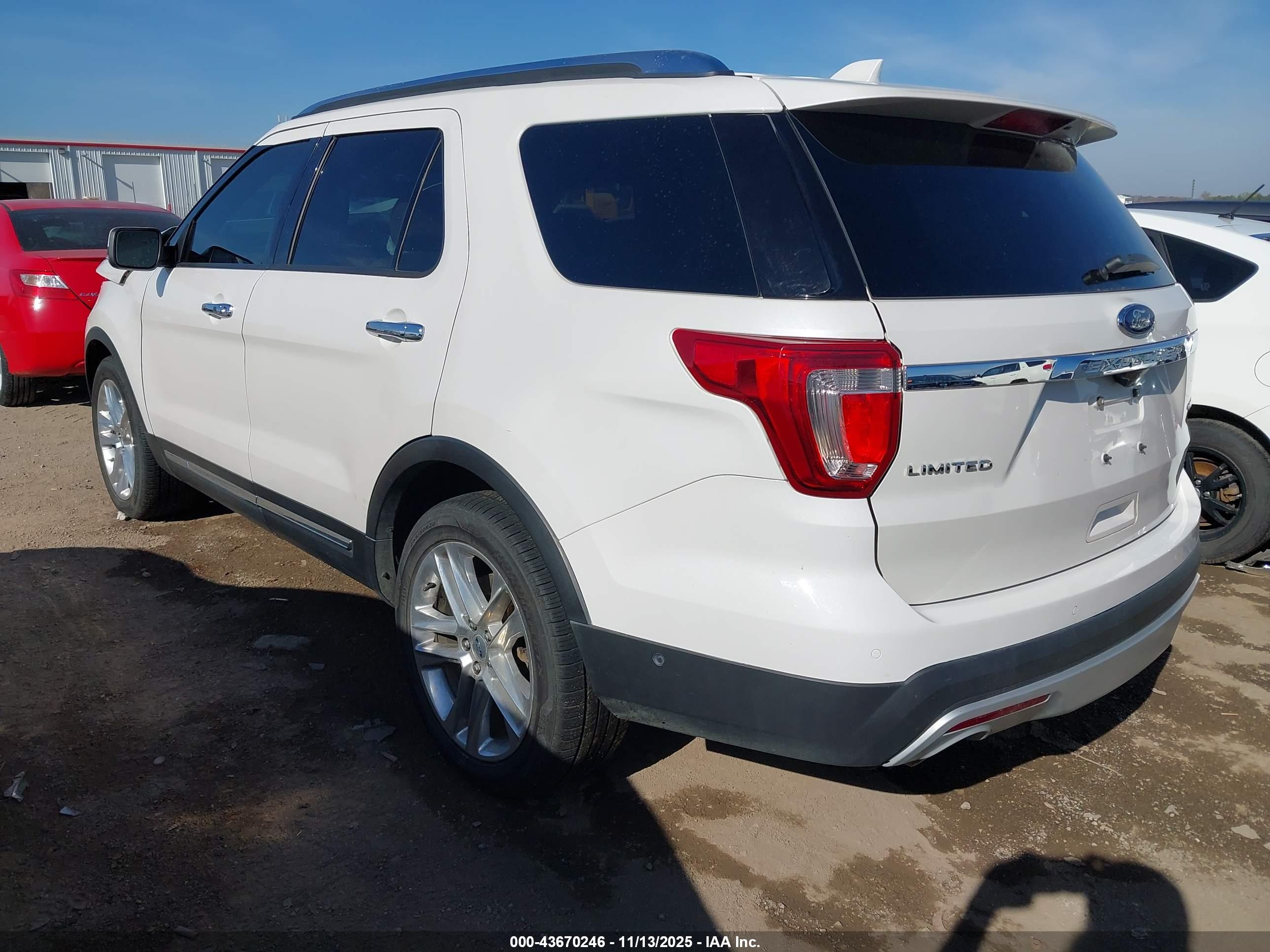 FORD EXPLORER image 3
