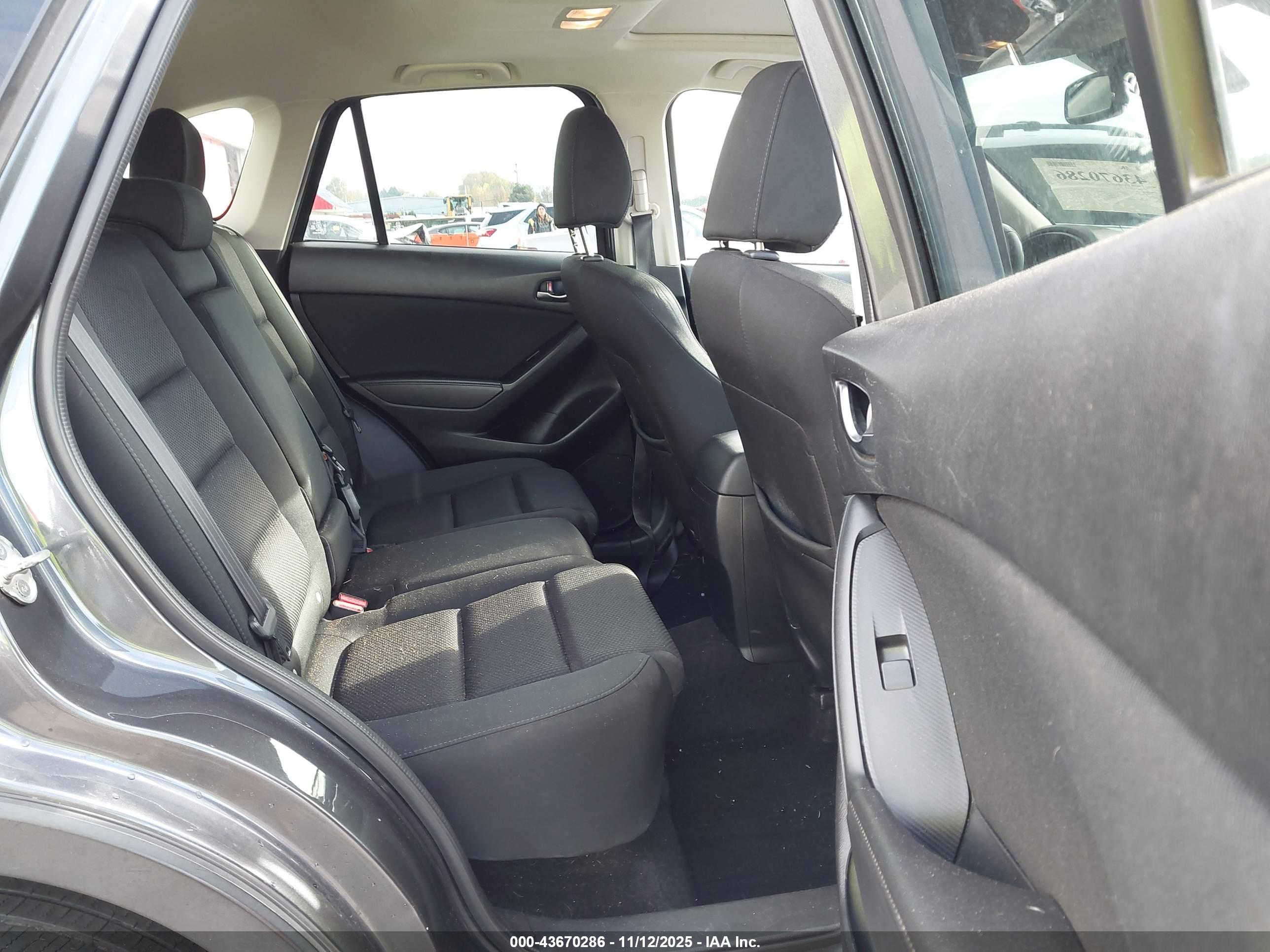 MAZDA CX-5 image 8