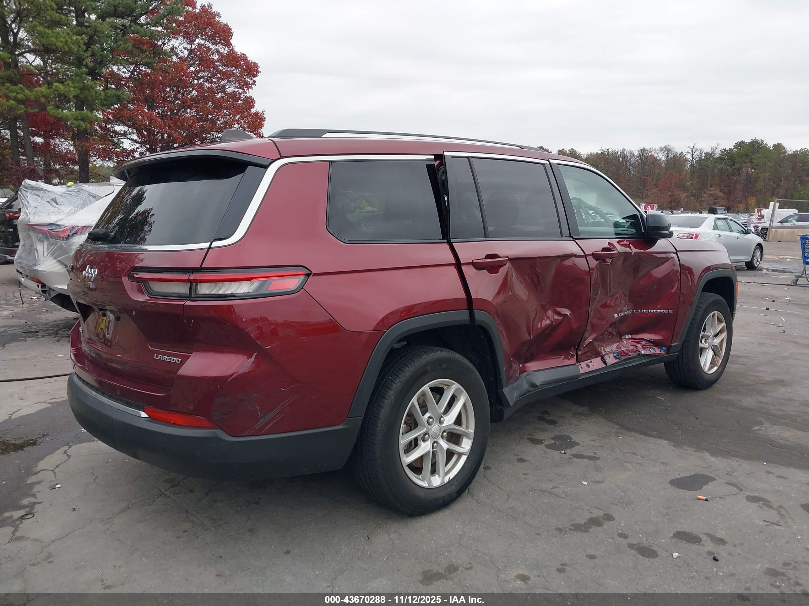 JEEP GRAND image 4