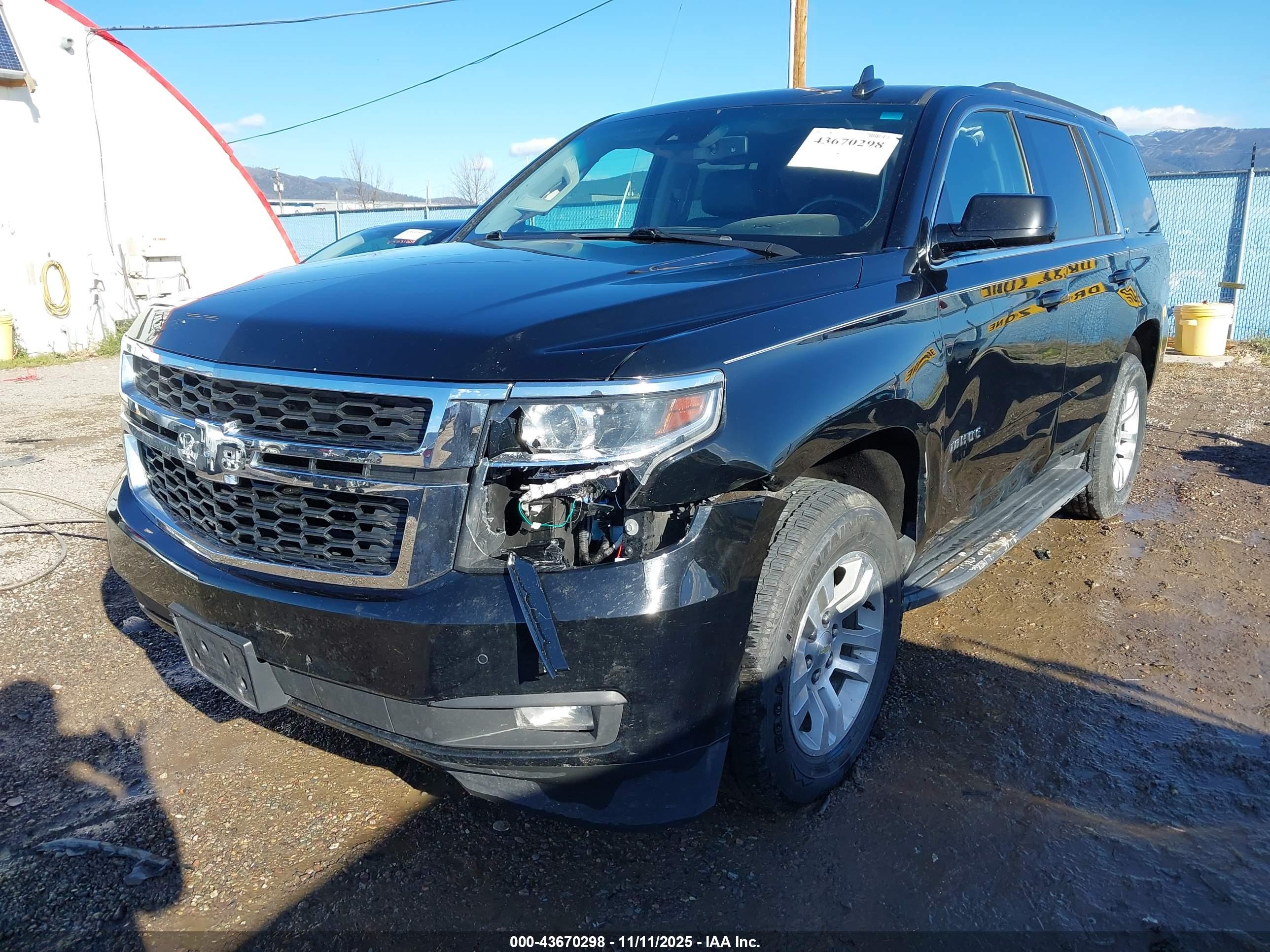 CHEVROLET TAHOE image 6
