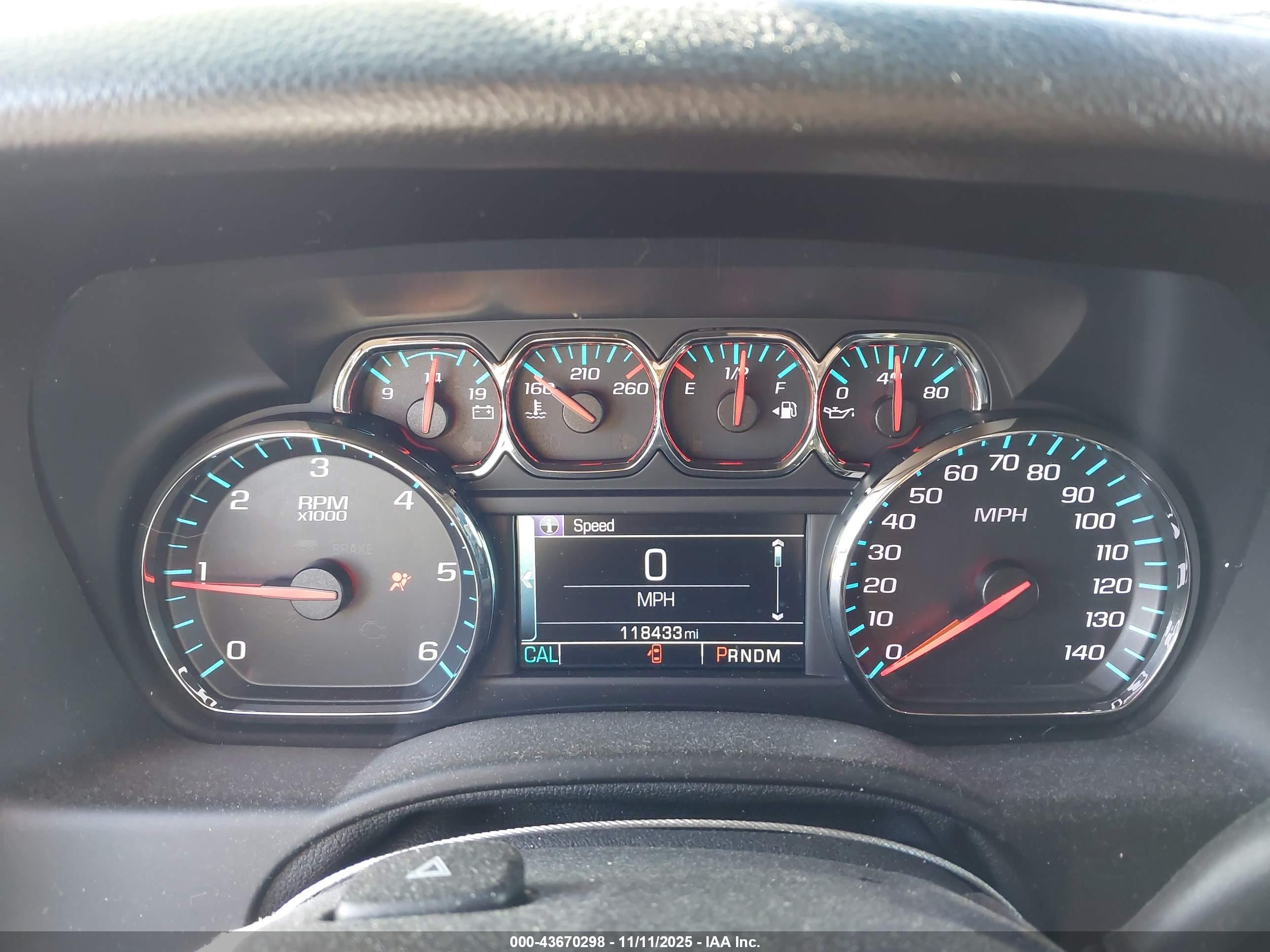 CHEVROLET TAHOE image 7