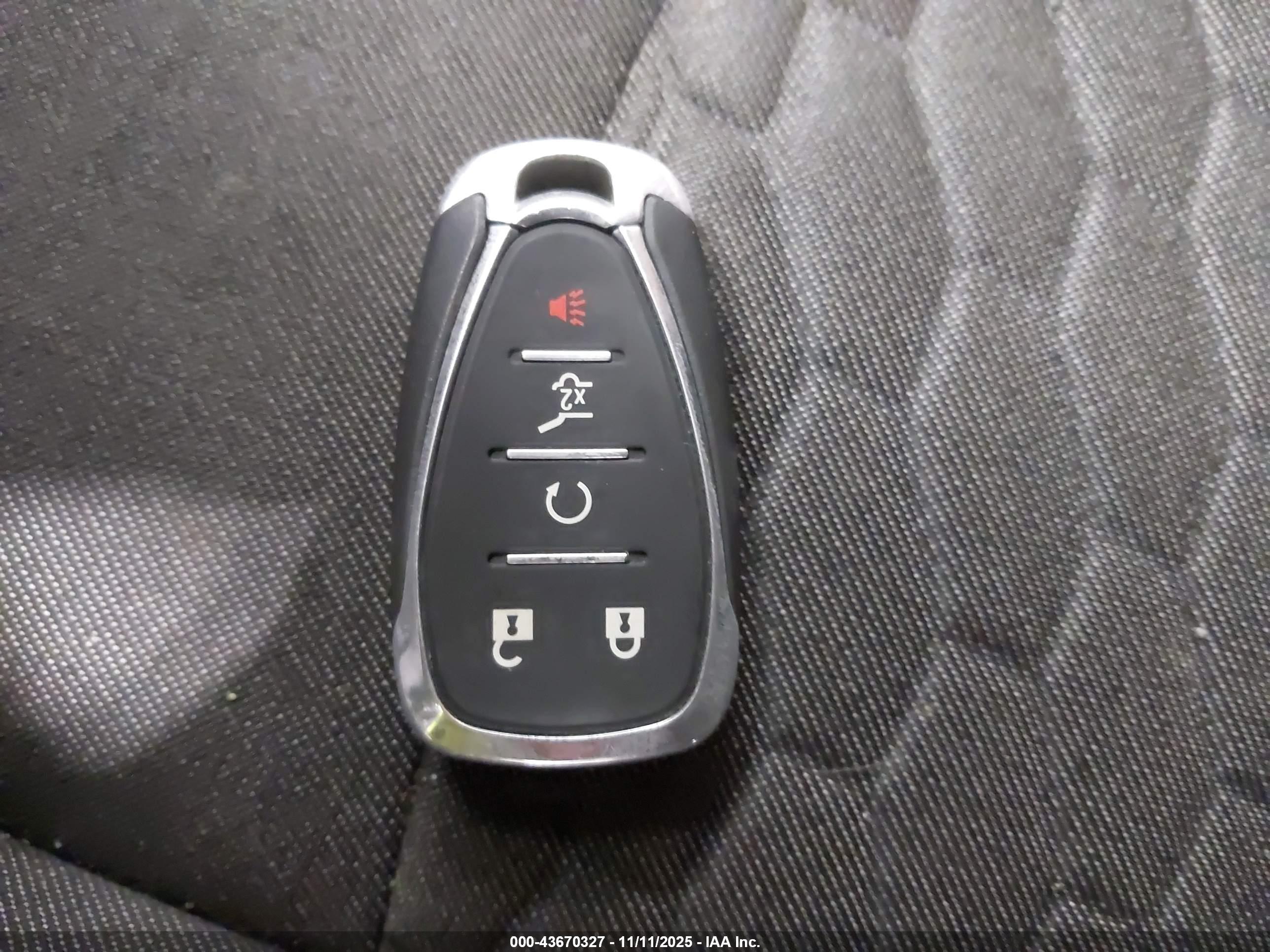 CHEVROLET EQUINOX image 11