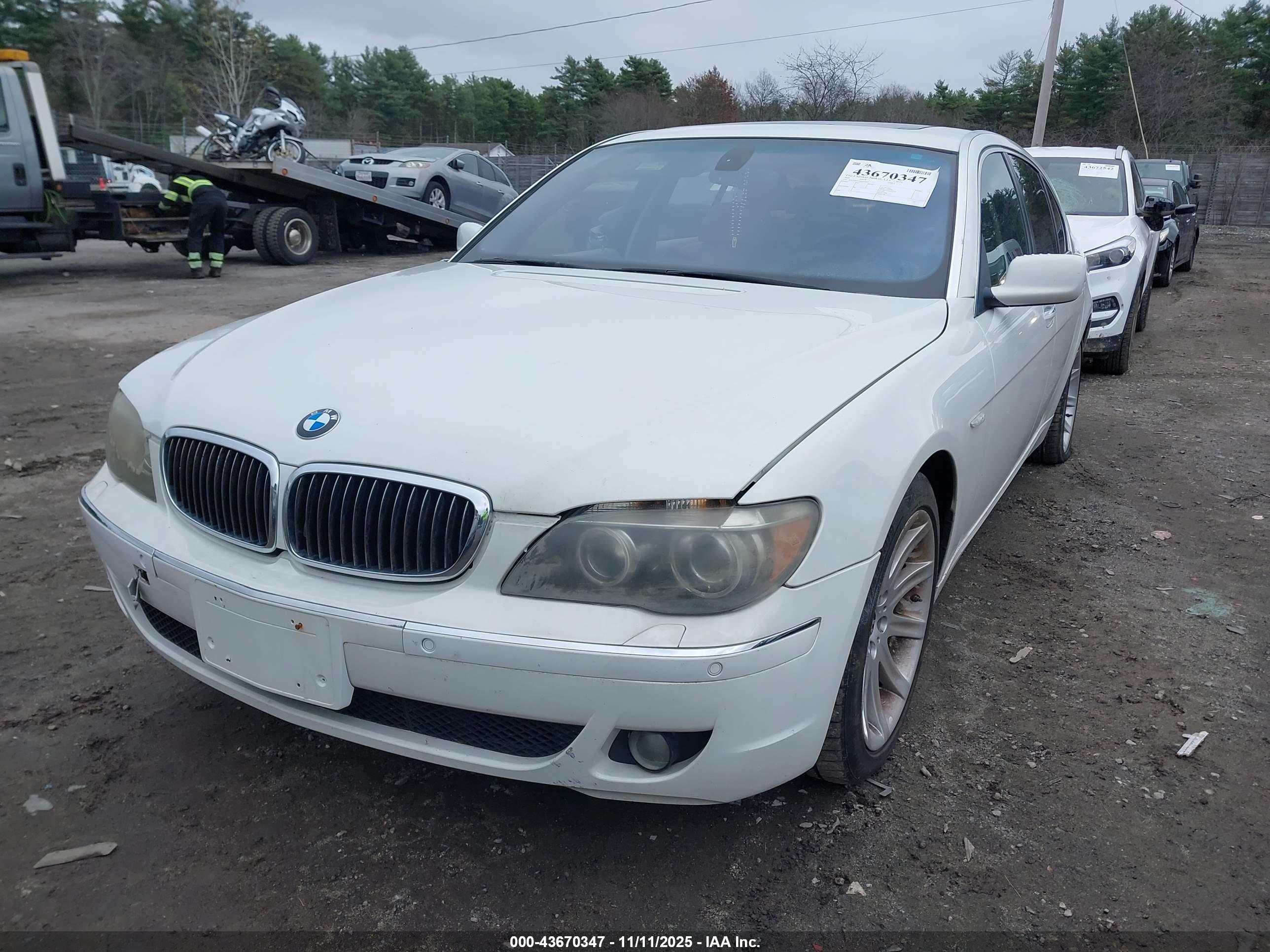 BMW 750LI image 2