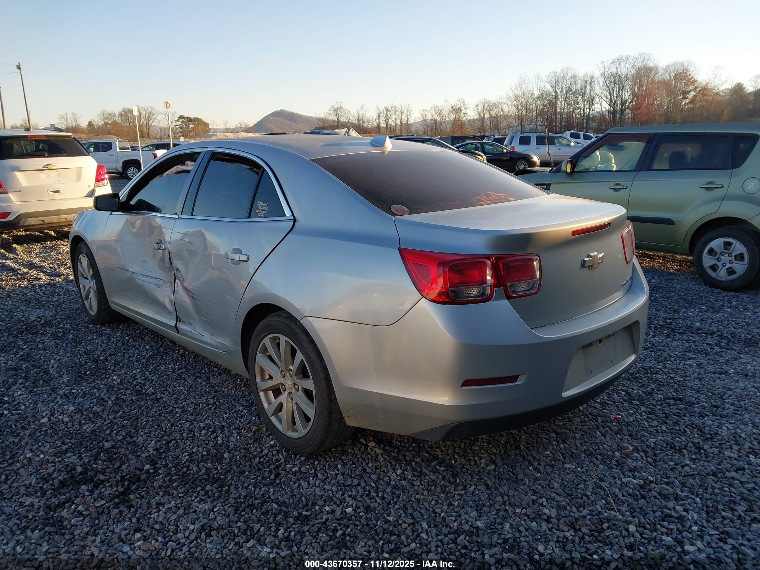 CHEVROLET MALIBU image 3