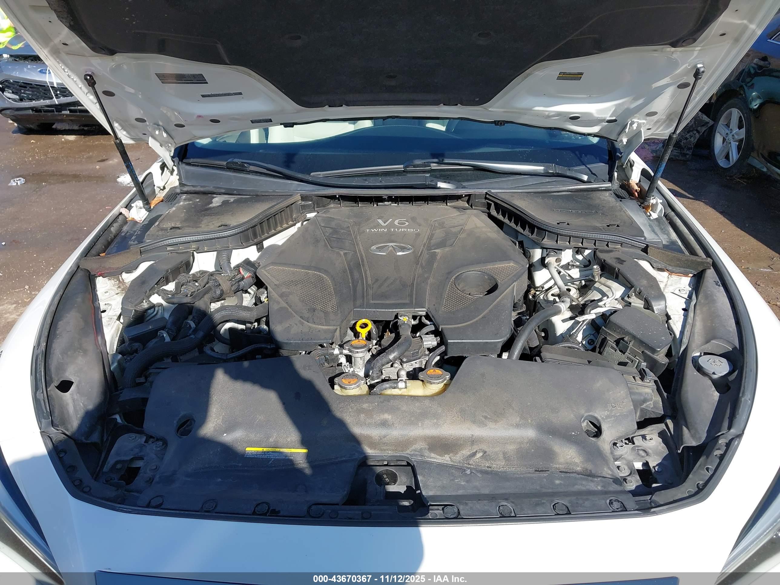 INFINITI Q50 image 10