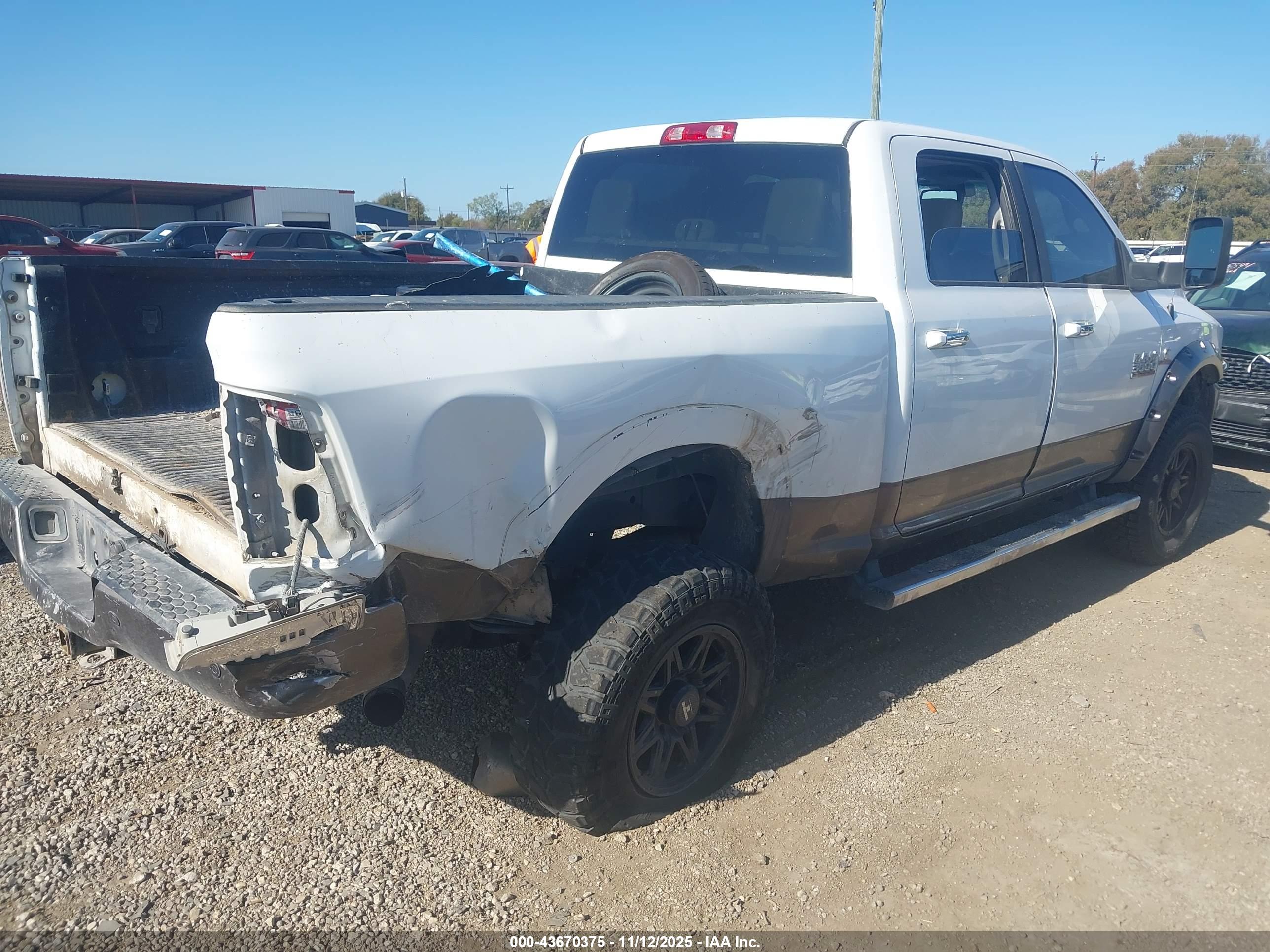 RAM 3500 image 4