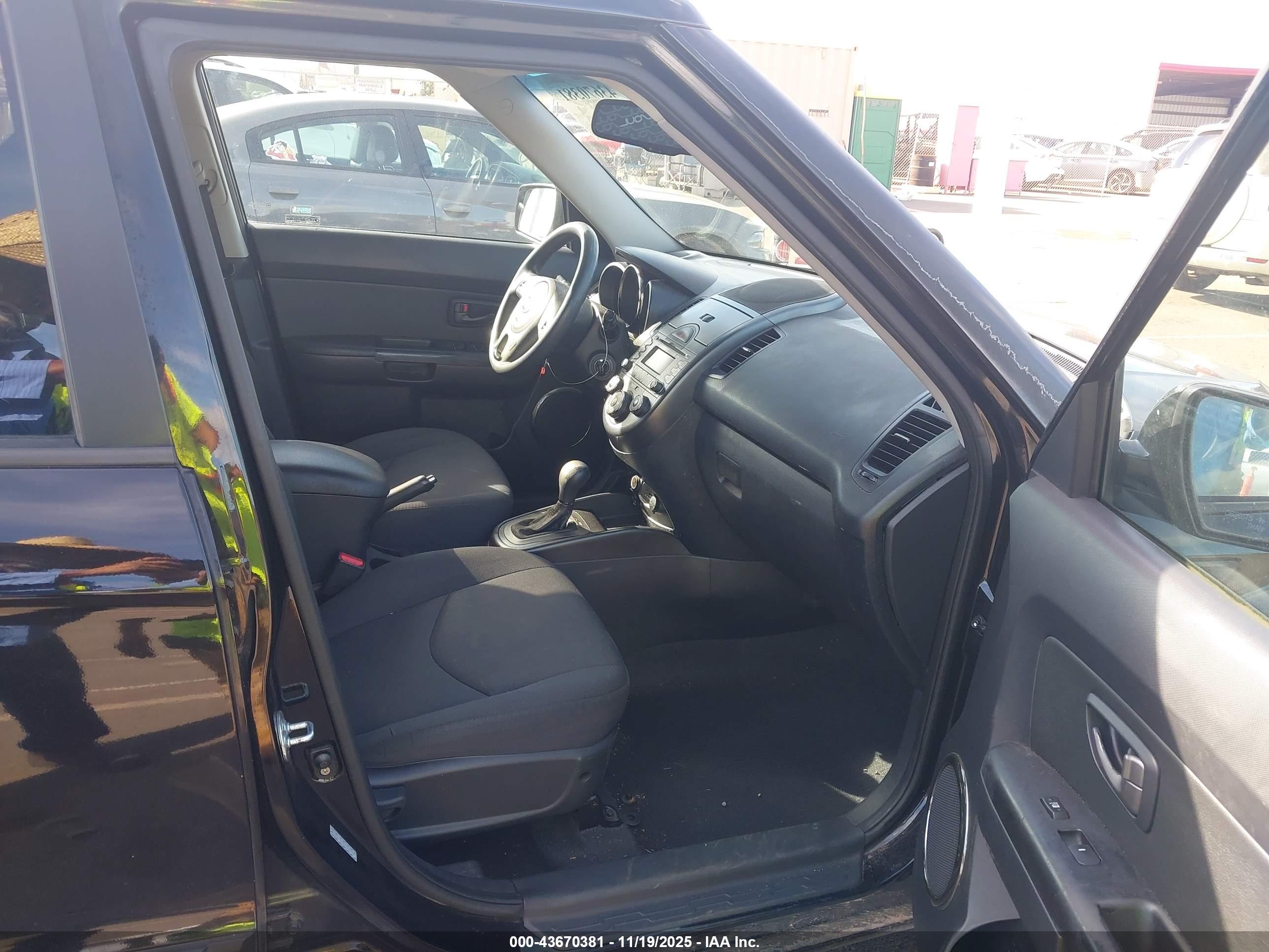 KIA SOUL image 5