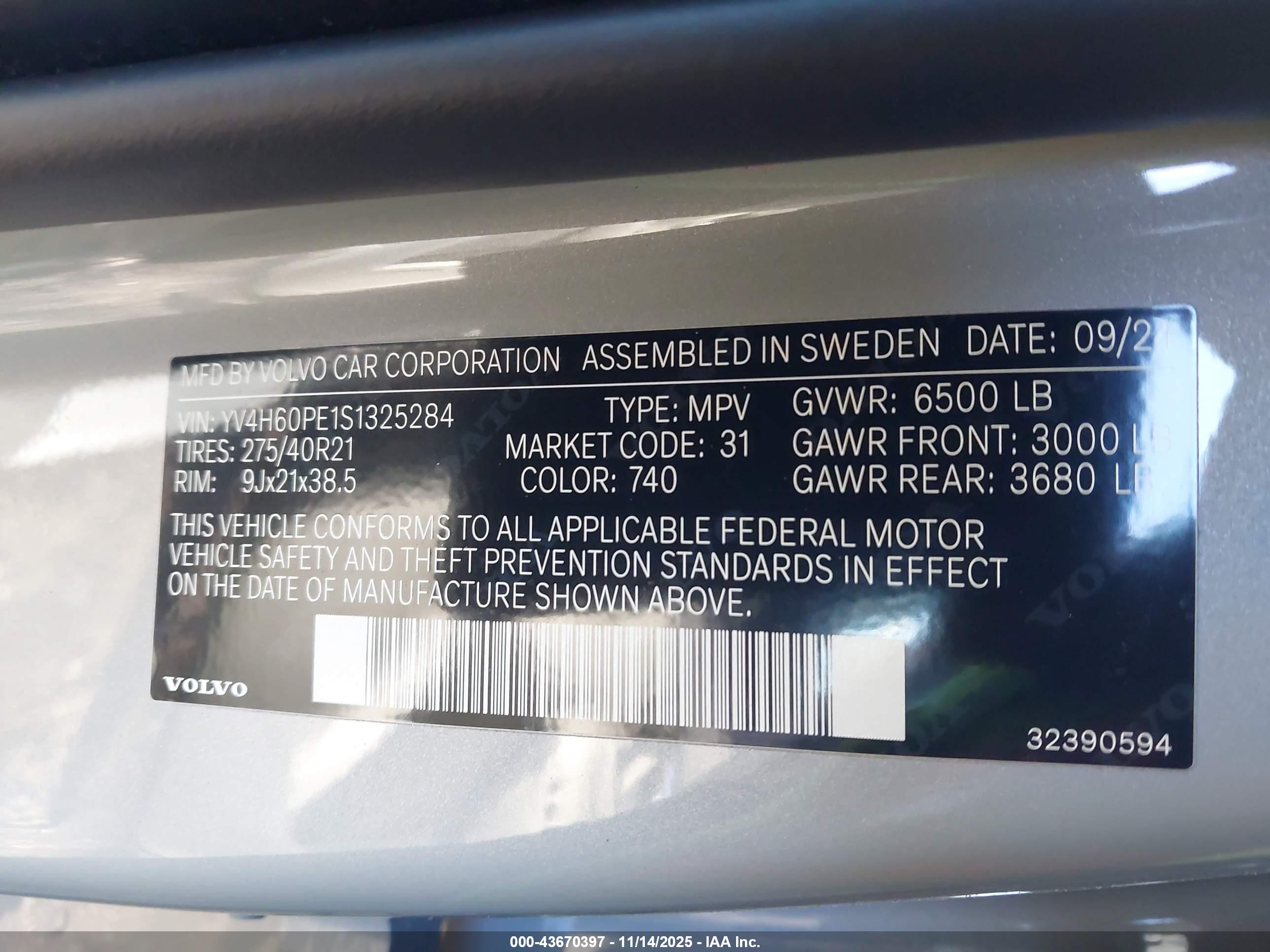 VOLVO XC90 image 9