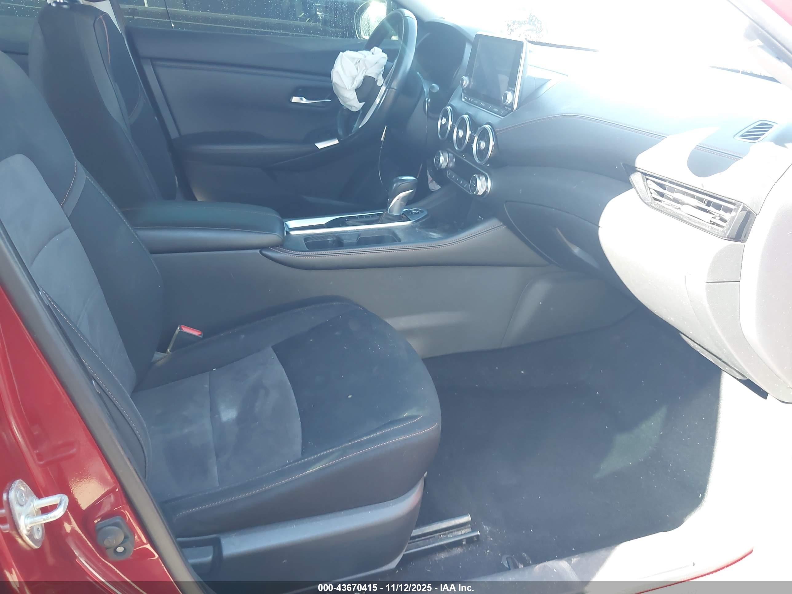 NISSAN SENTRA image 5