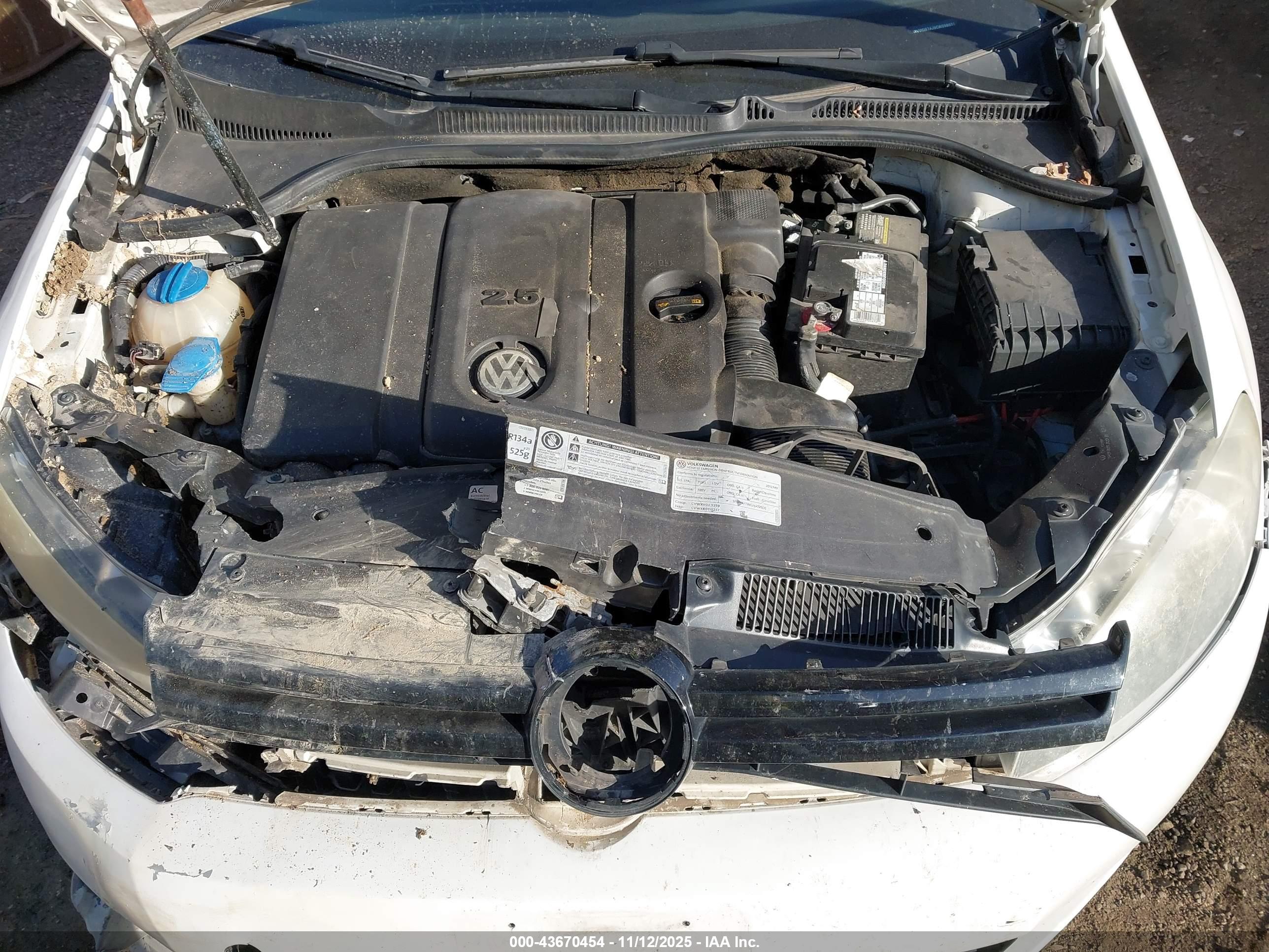 VOLKSWAGEN GOLF image 10