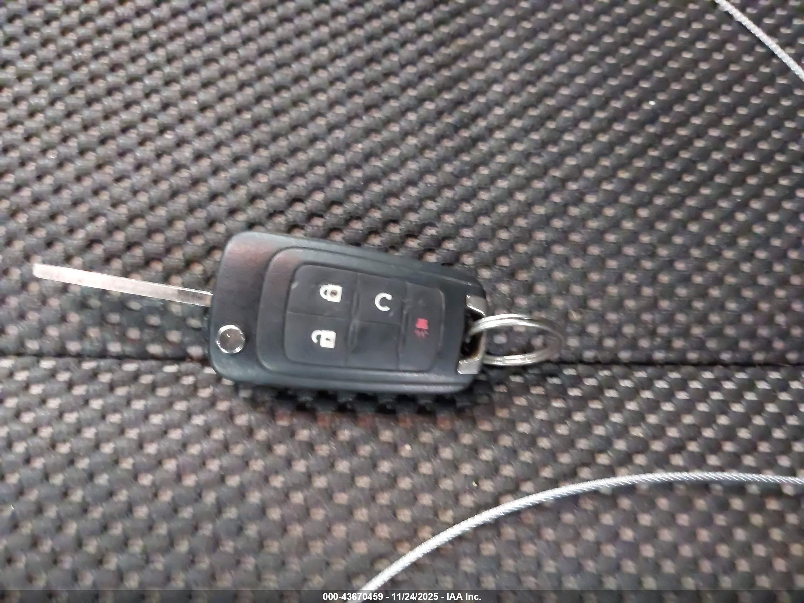 CHEVROLET EQUINOX image 11