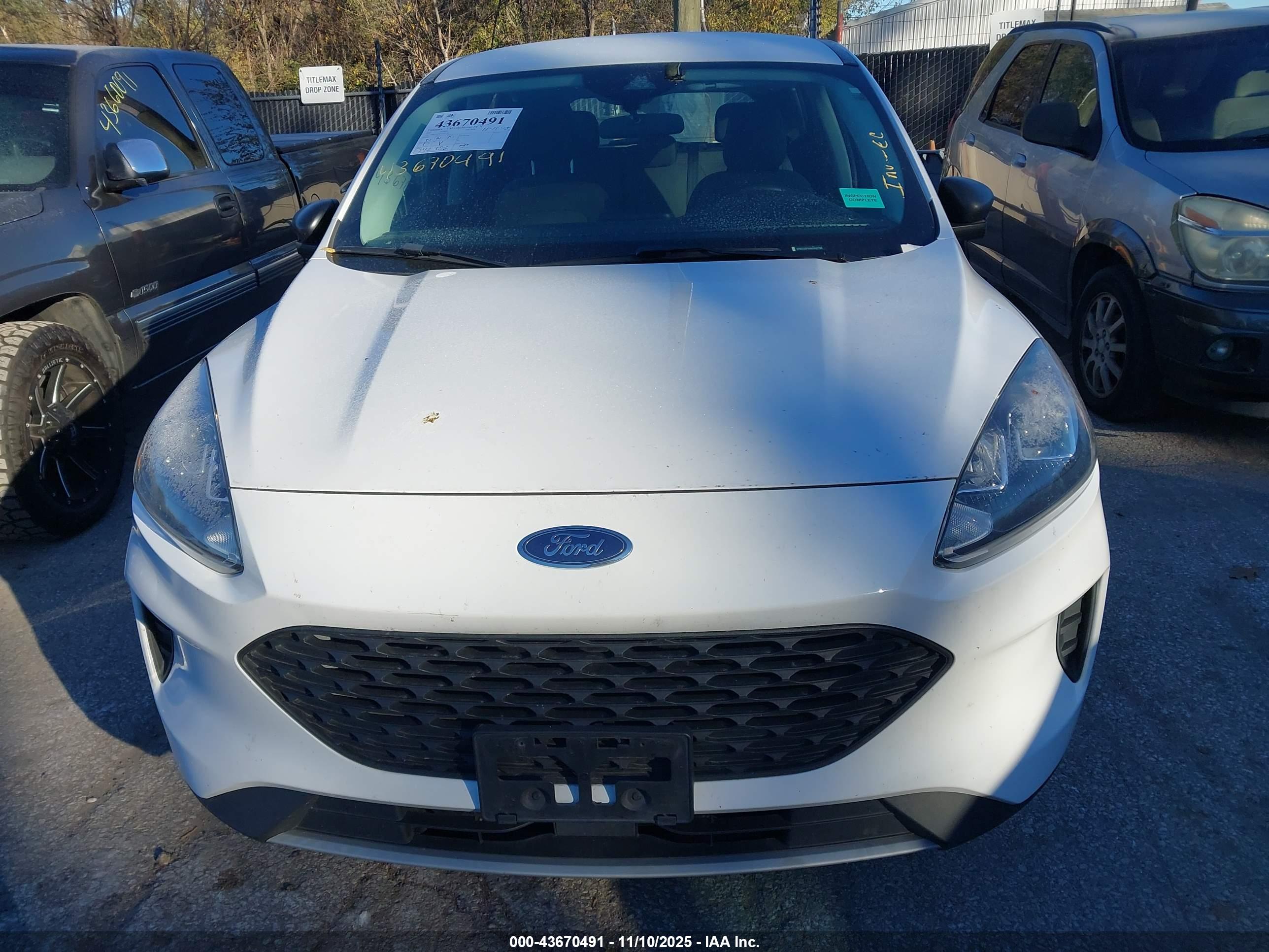 FORD ESCAPE image 10