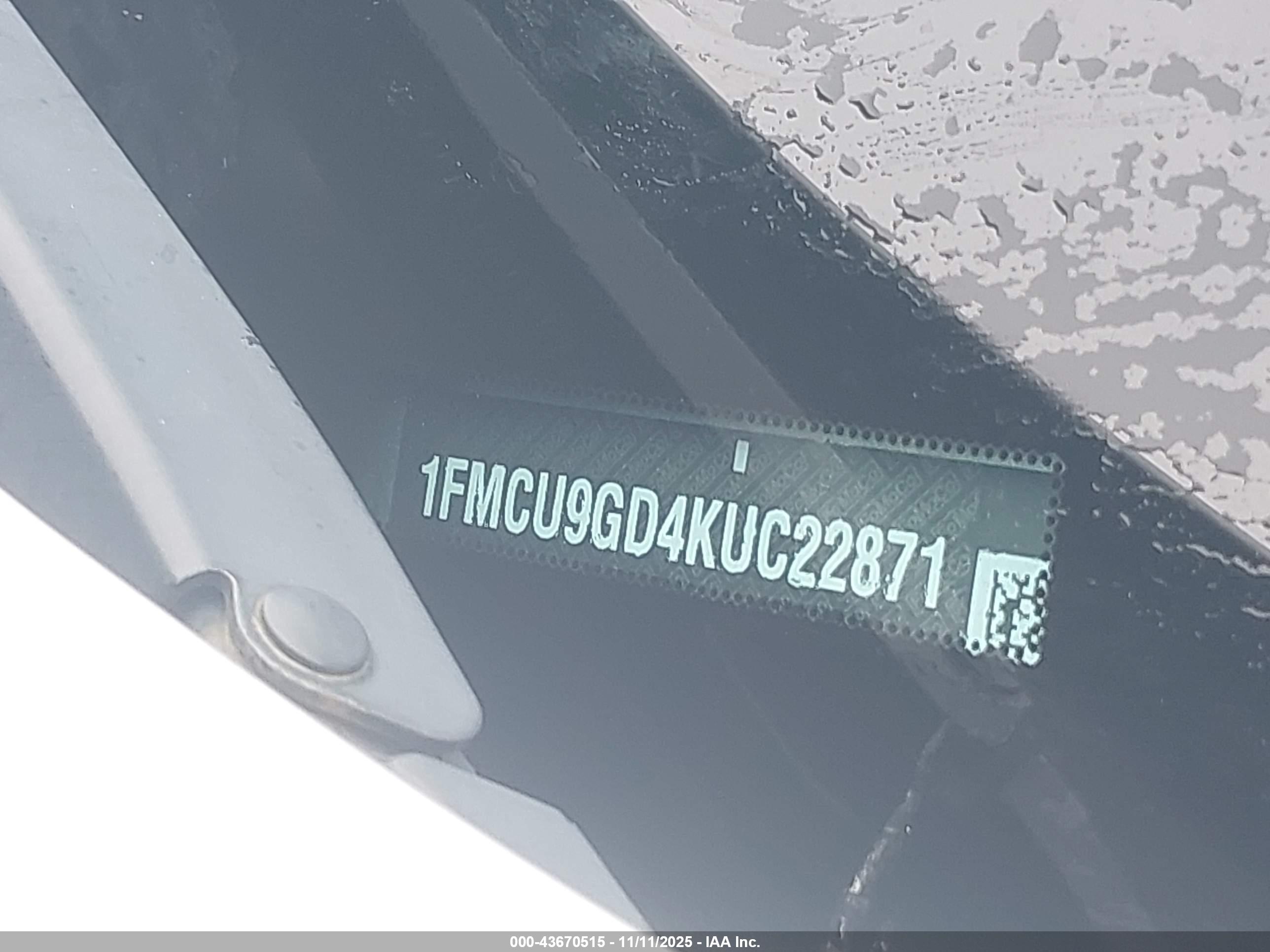 FORD ESCAPE image 9