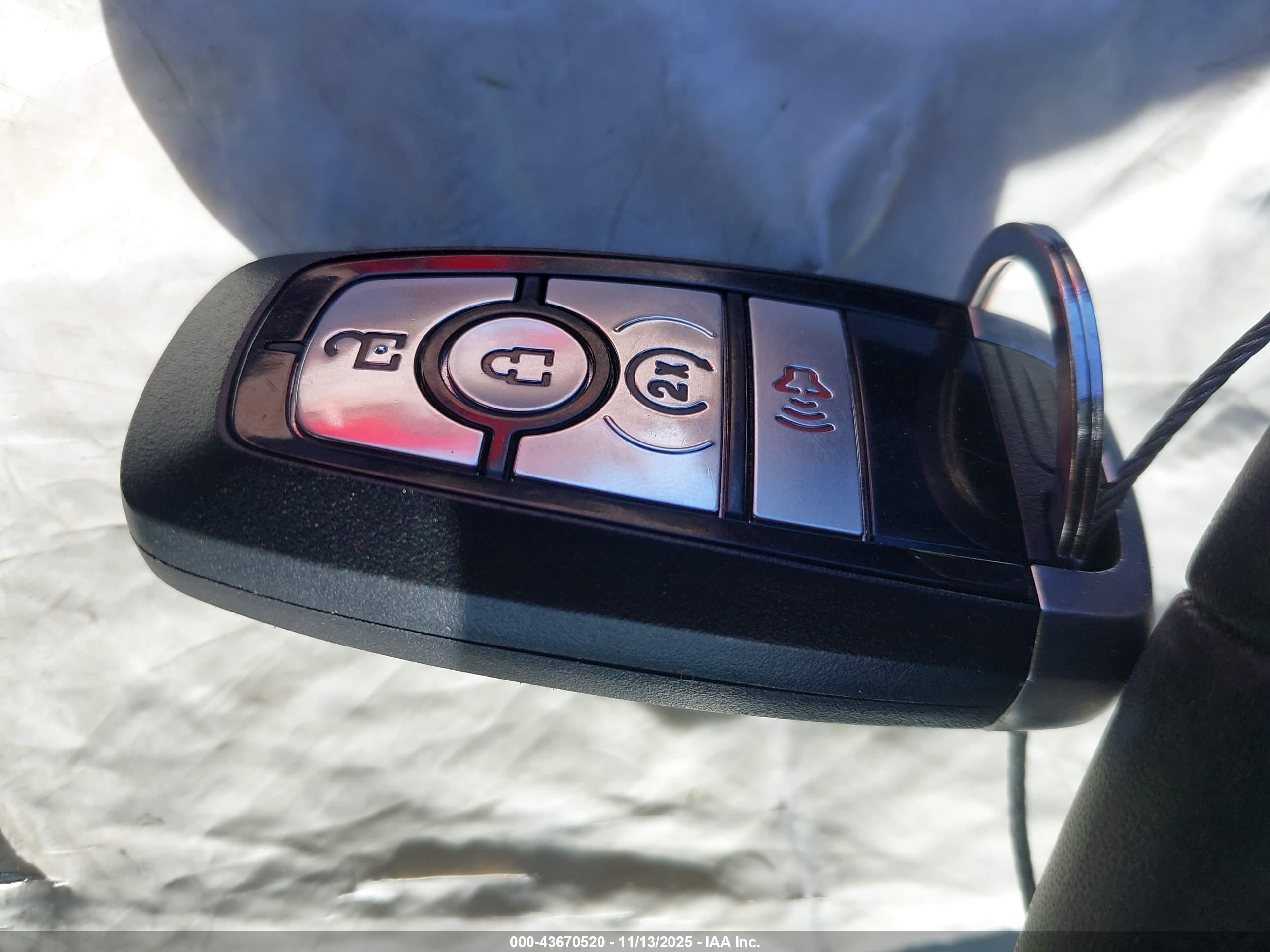 FORD ESCAPE image 11
