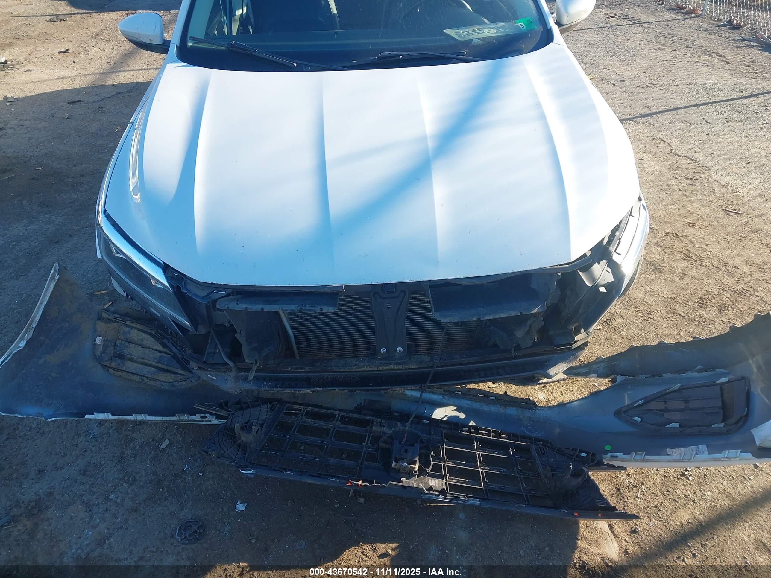 VOLKSWAGEN PASSAT image 6