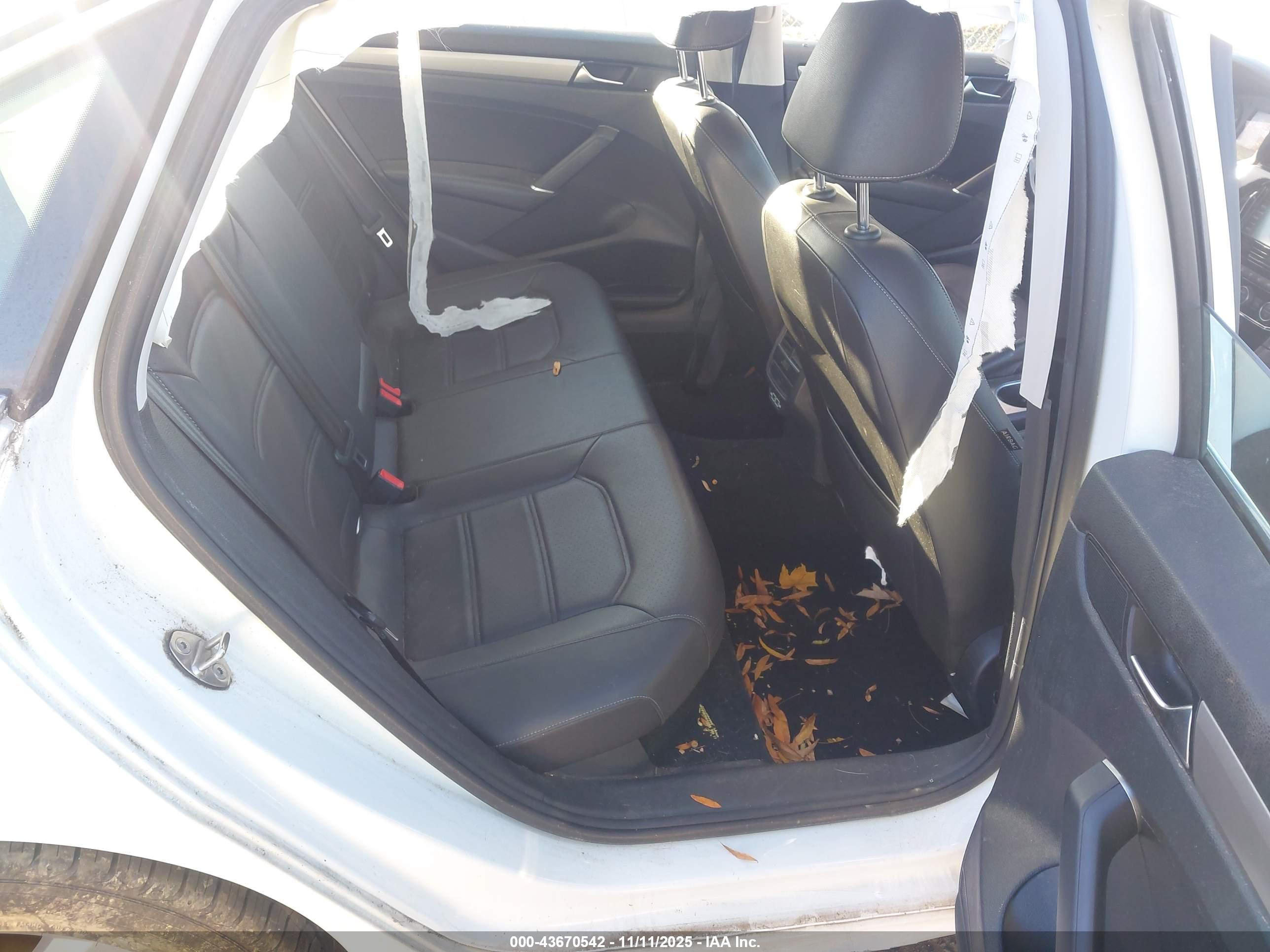 VOLKSWAGEN PASSAT image 8
