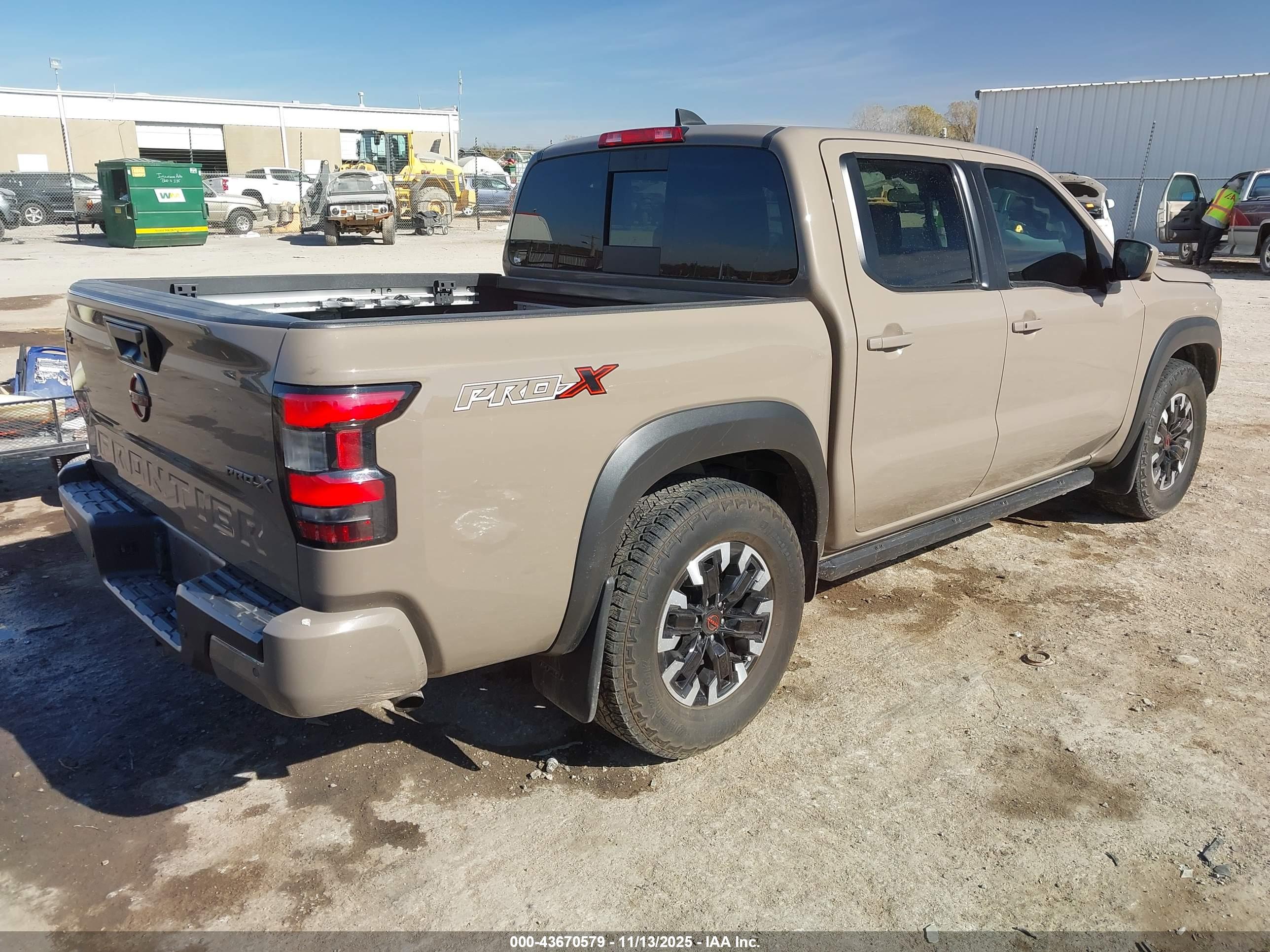 NISSAN FRONTIER image 4