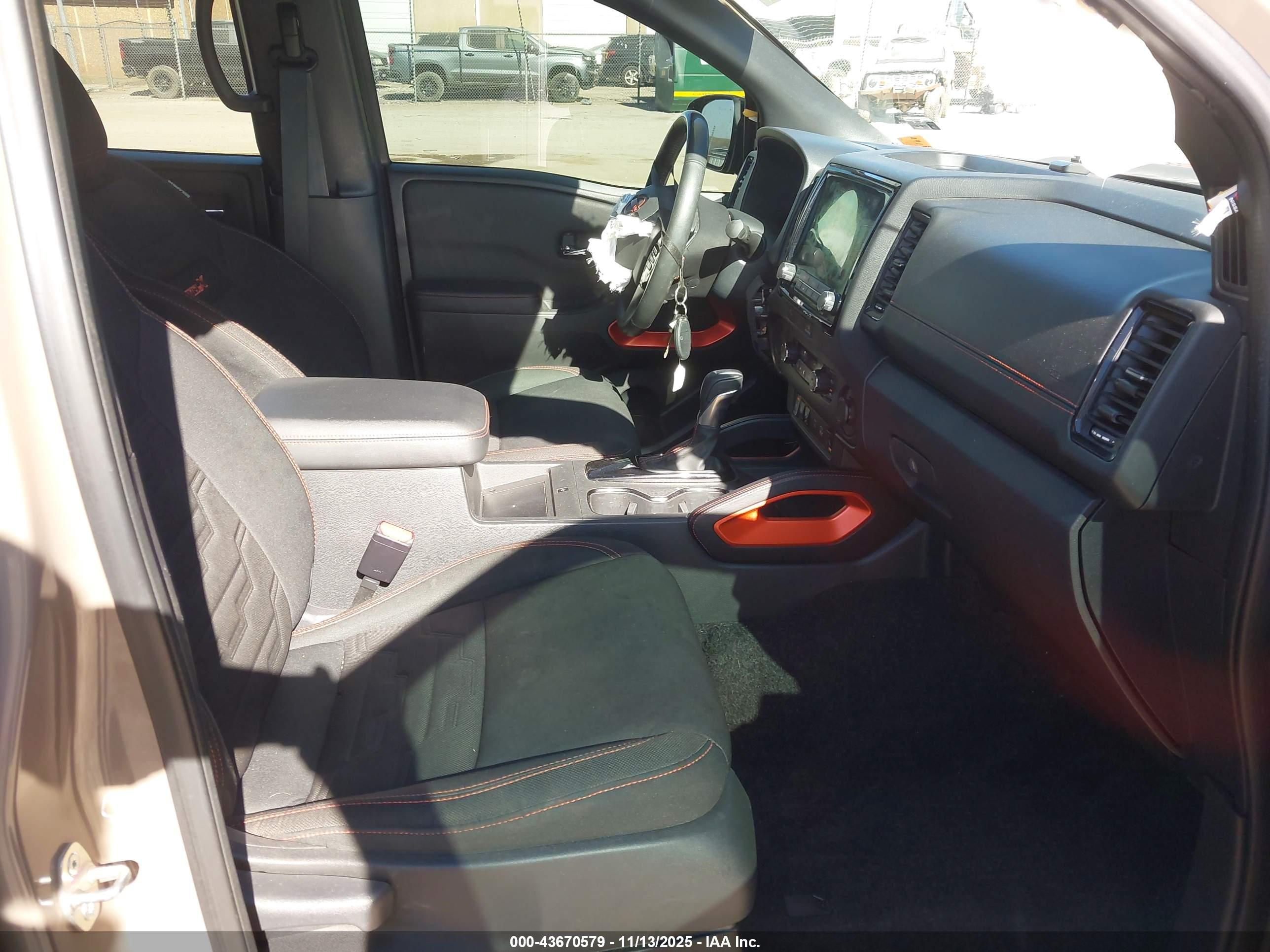 NISSAN FRONTIER image 5