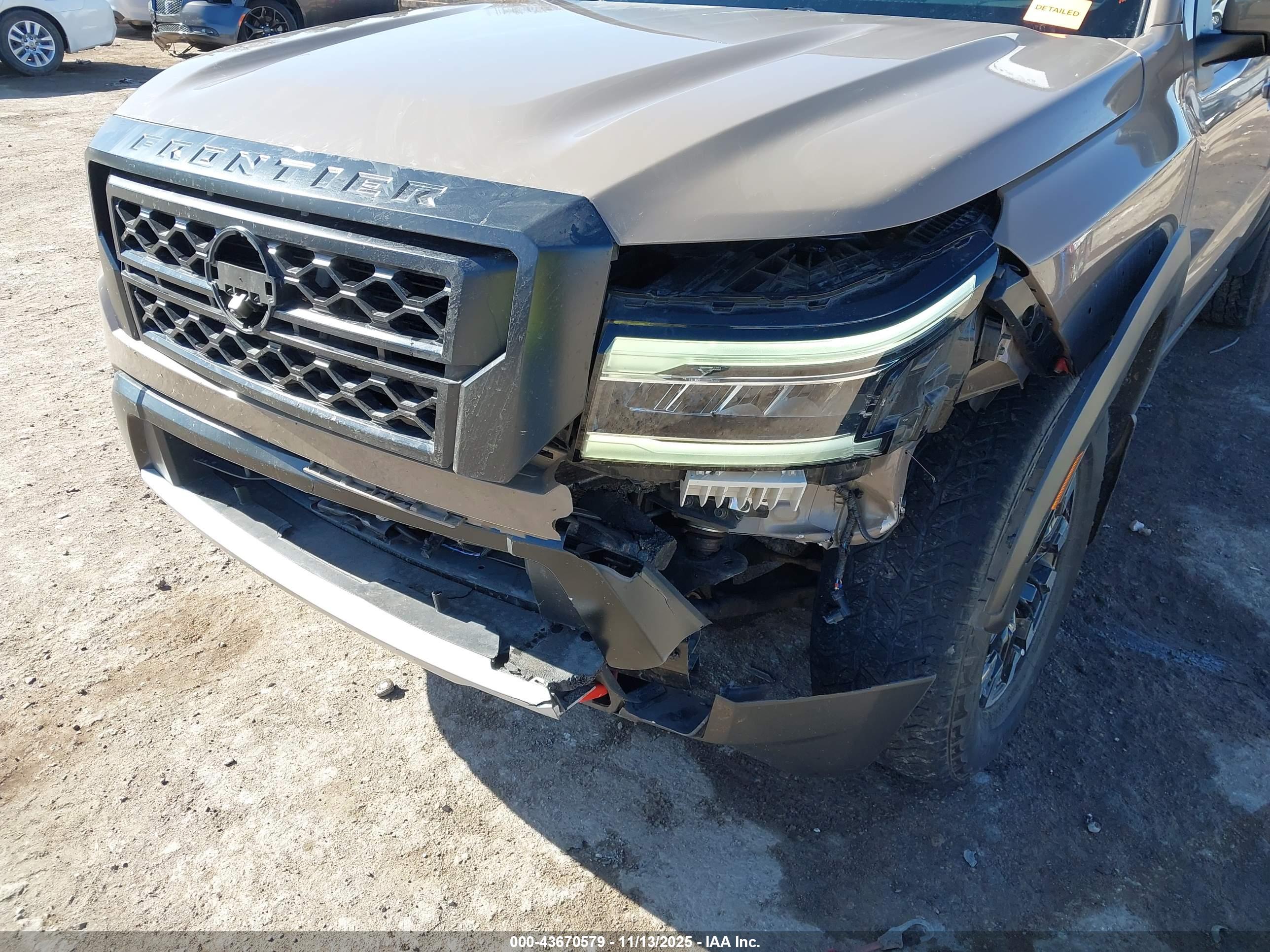 NISSAN FRONTIER image 6