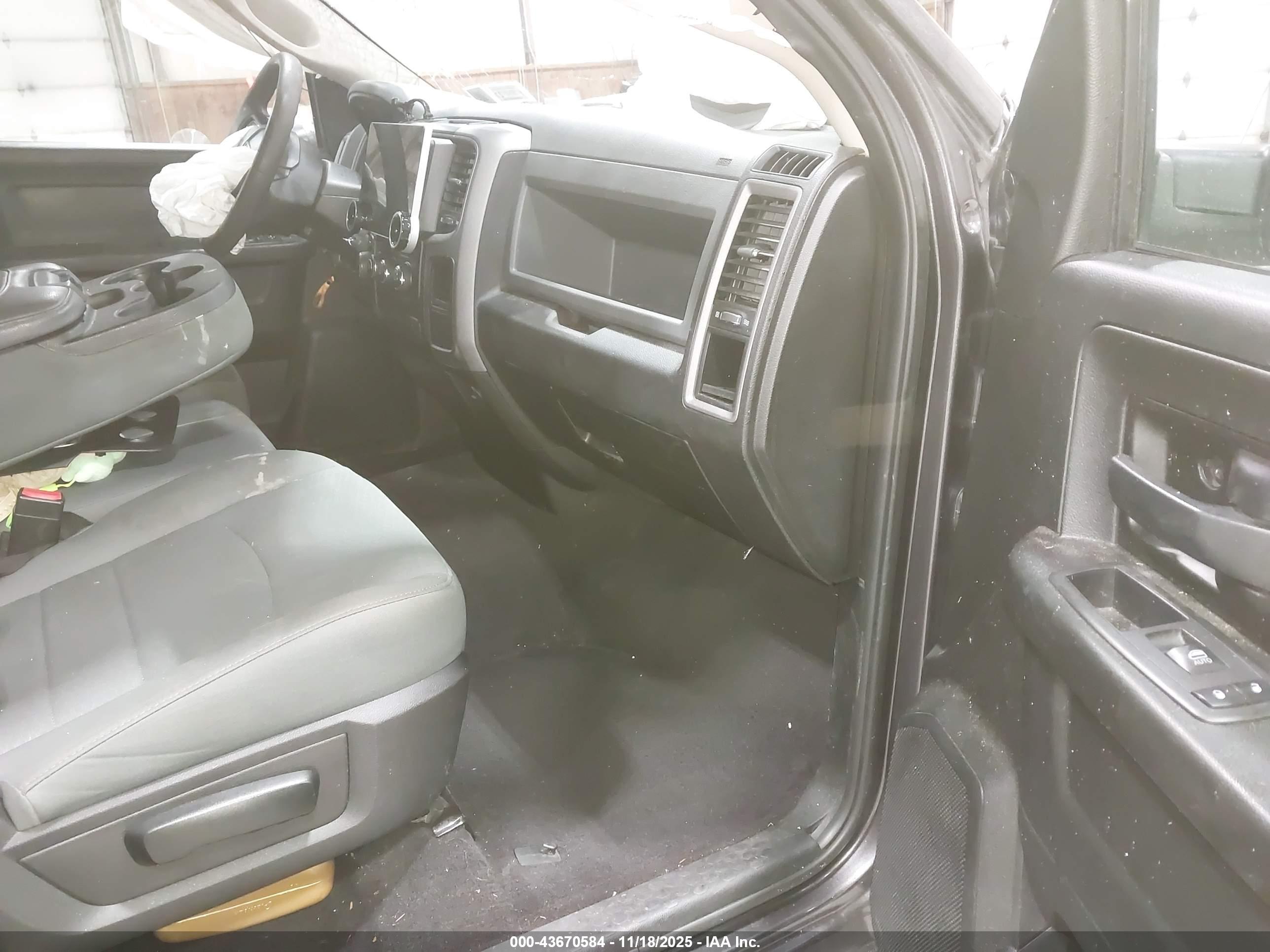 RAM 1500 image 5