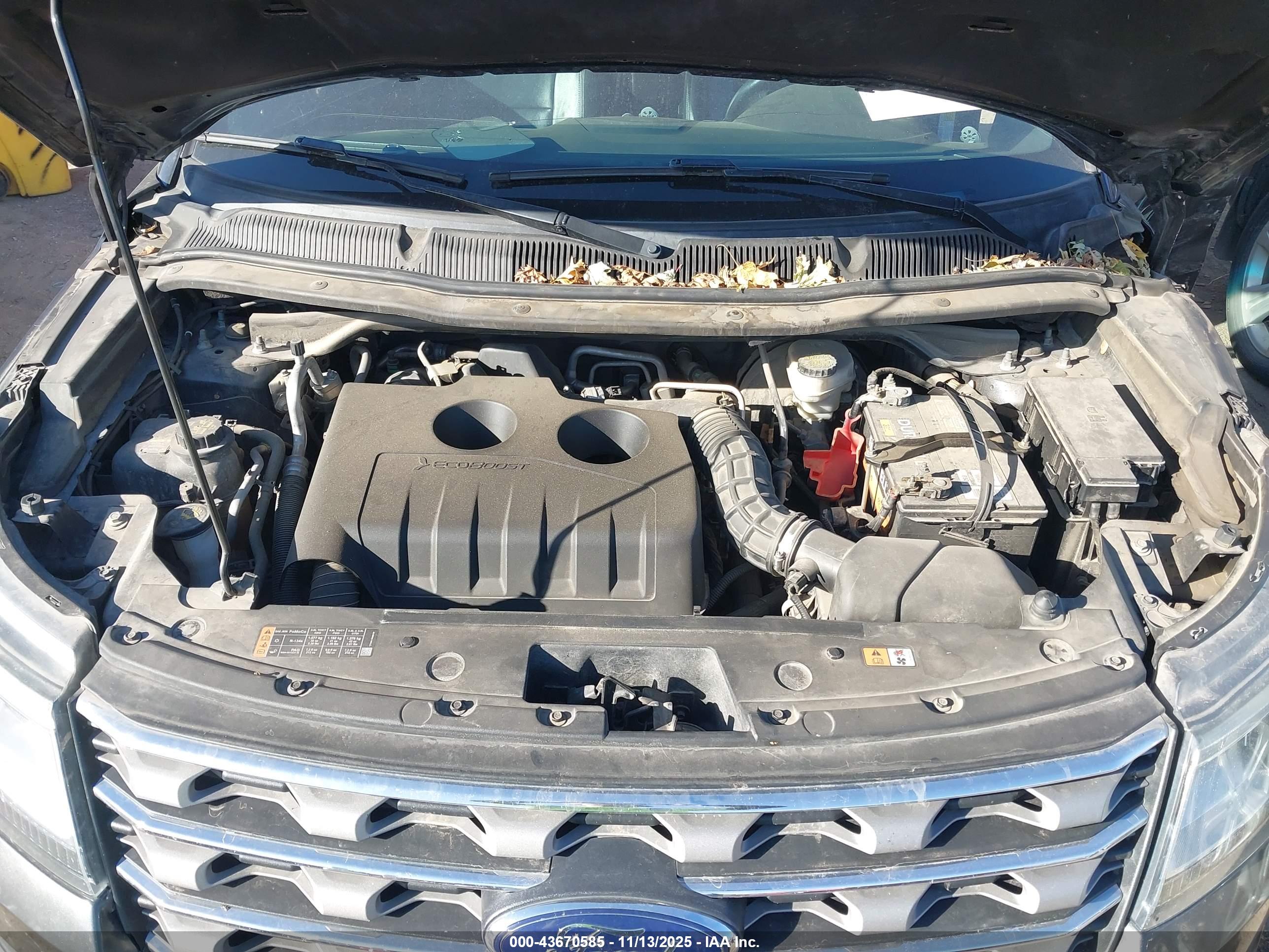 FORD EXPLORER image 10